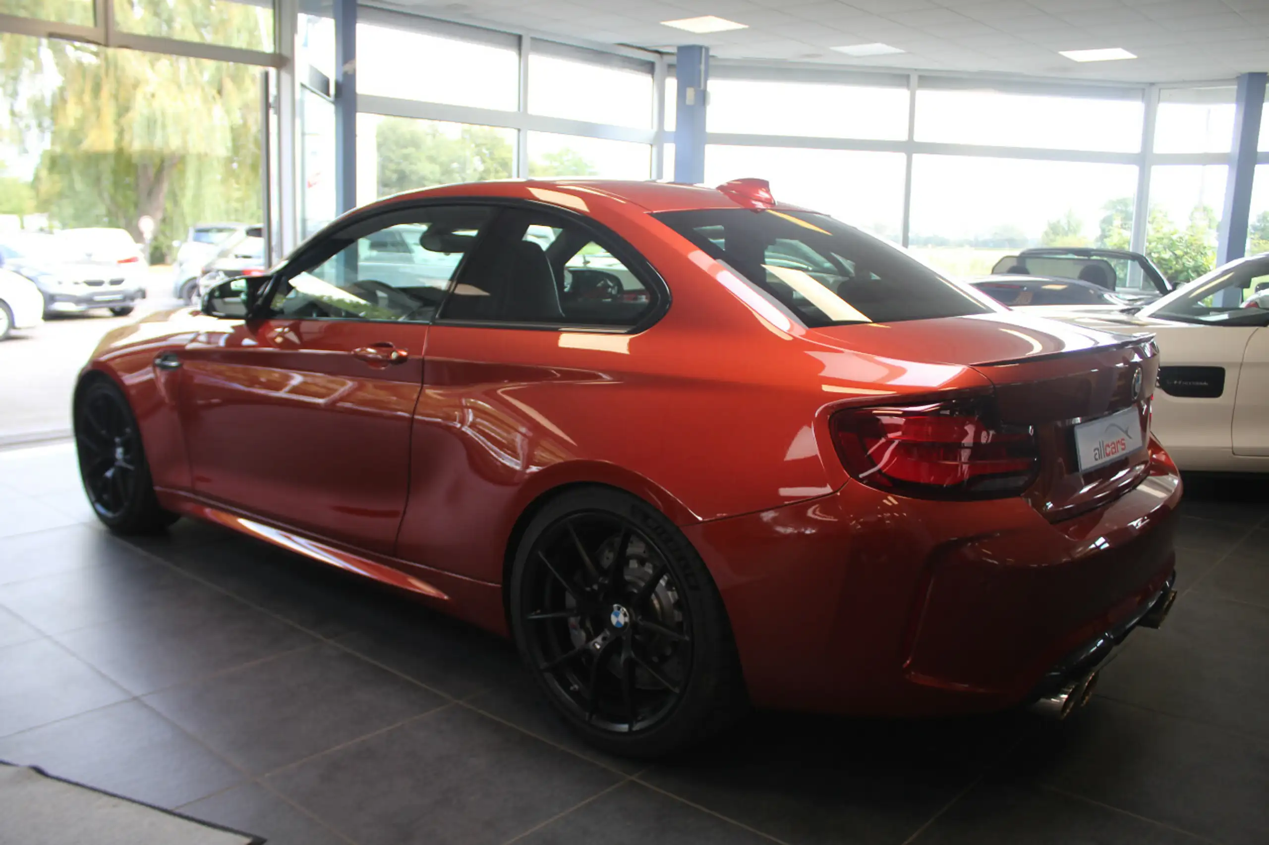 BMW - M2