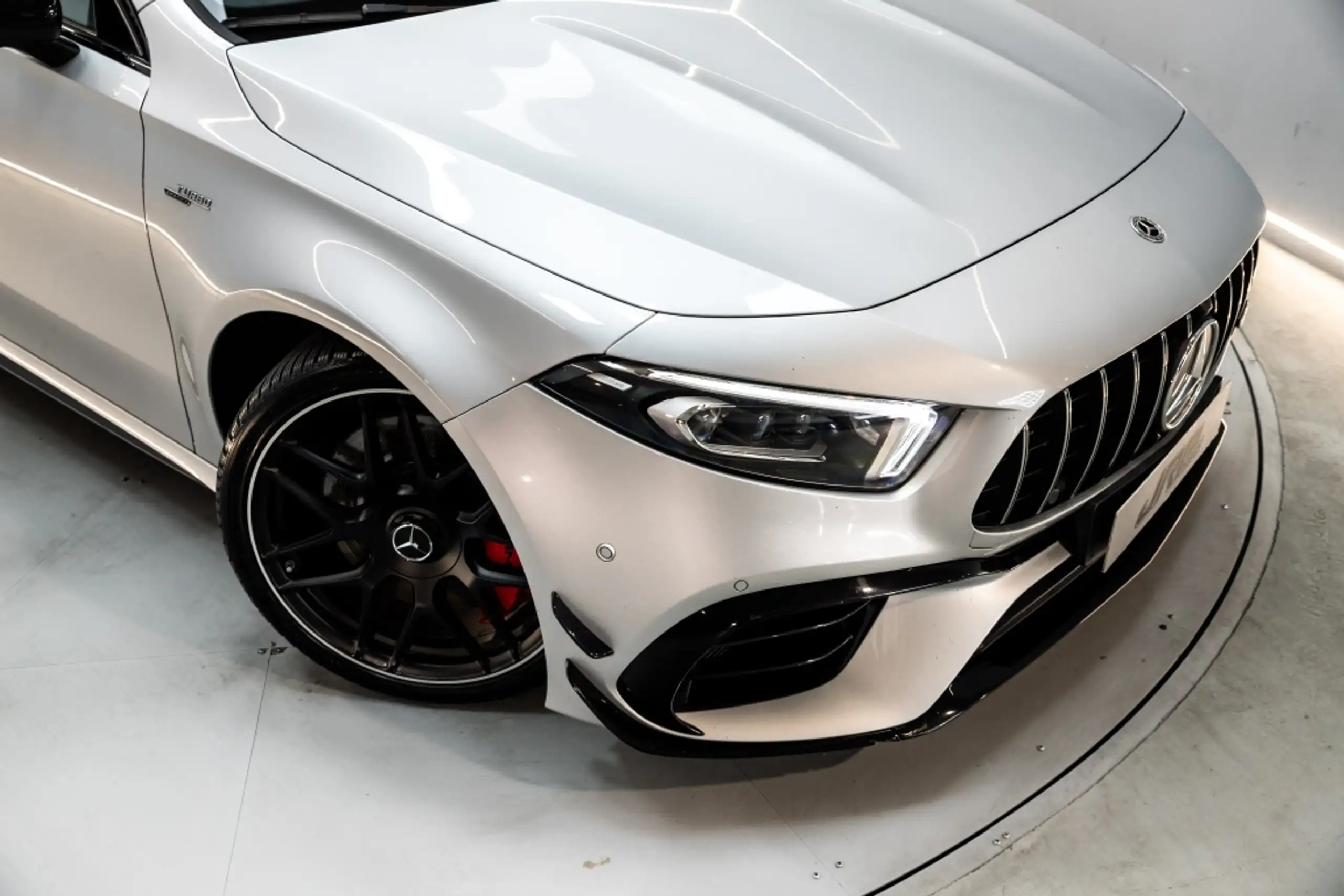 Mercedes-Benz - A 45 AMG