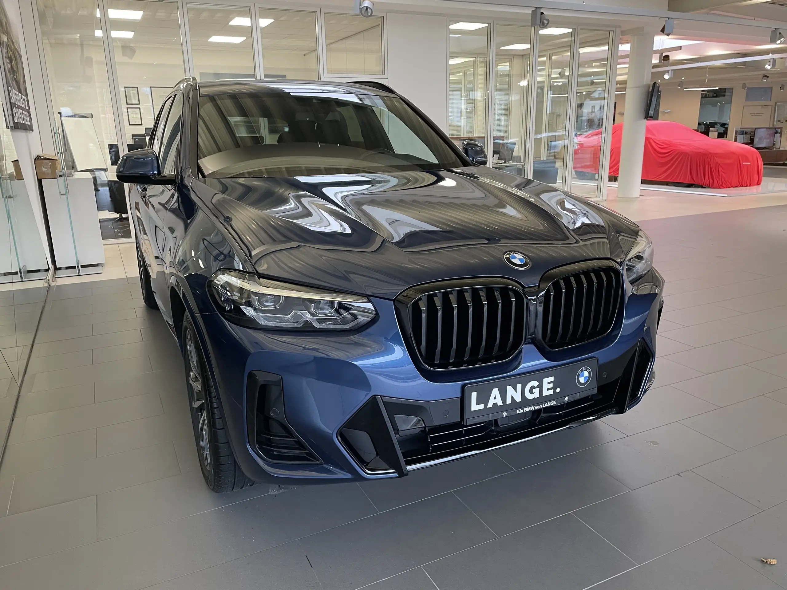 BMW - X3