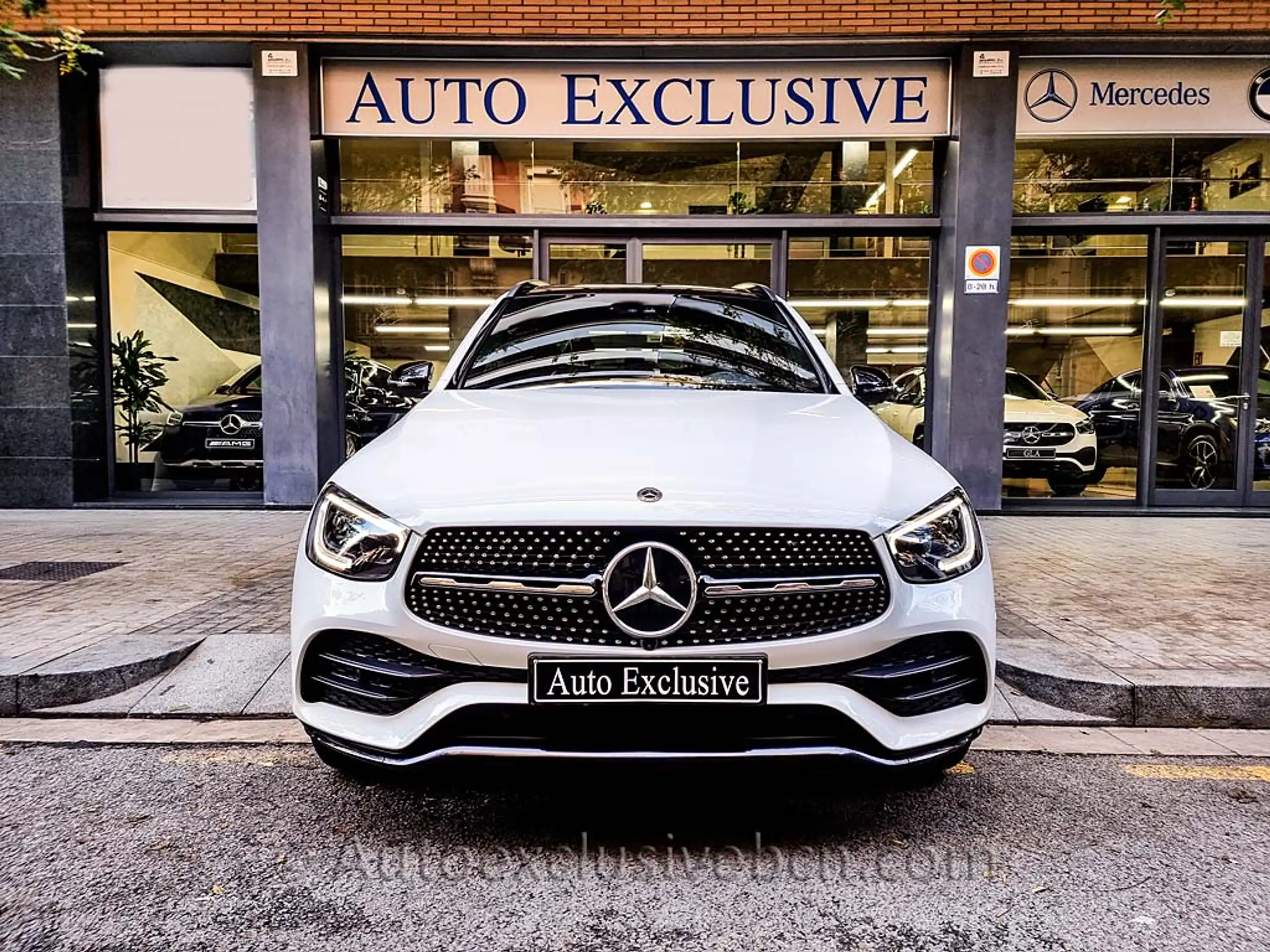 Mercedes-Benz - GLC 300