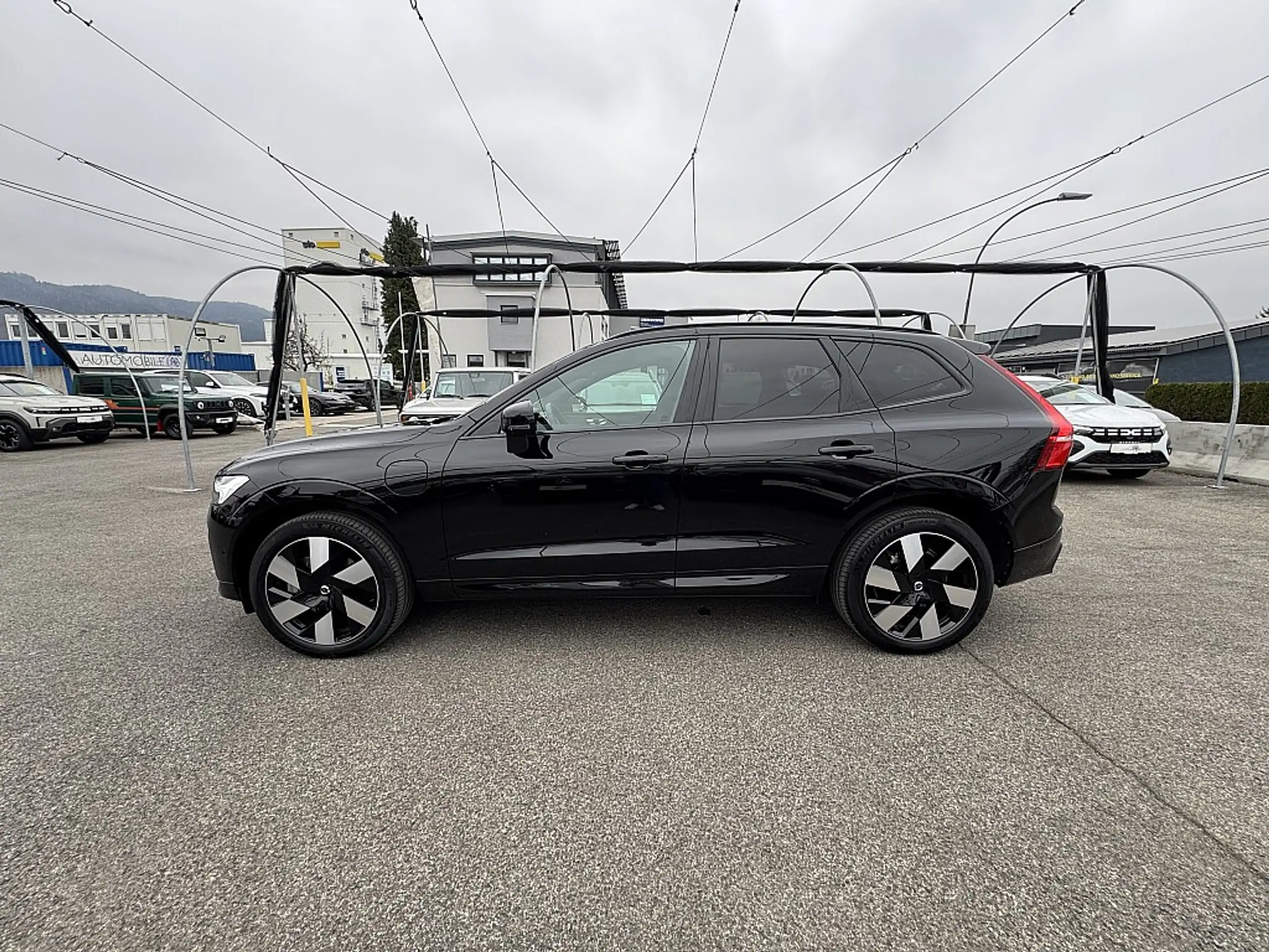 Volvo - XC60