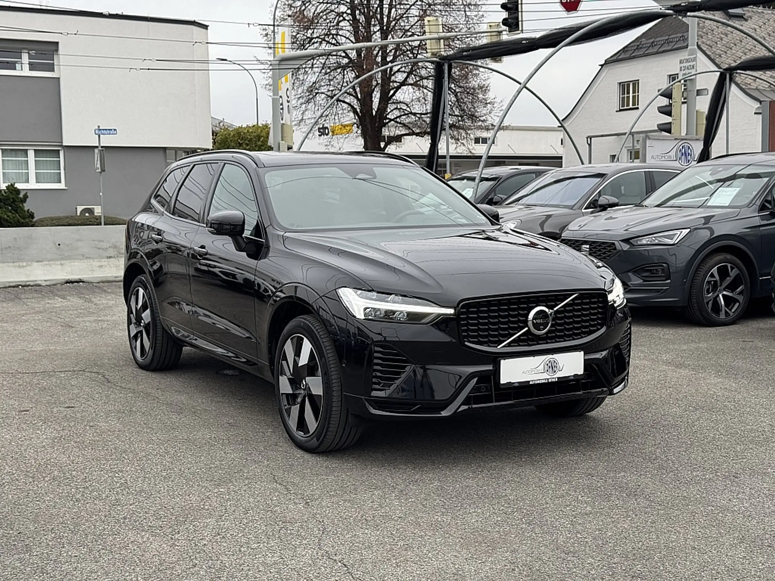 Volvo - XC60