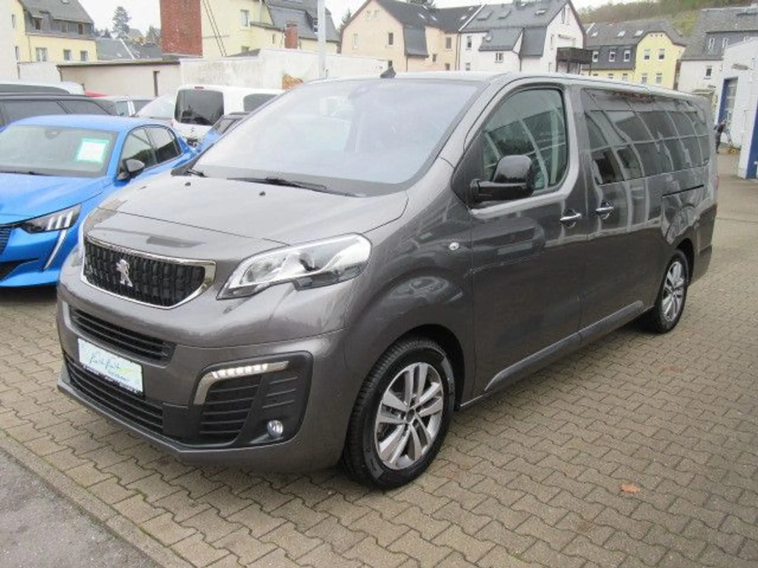 Peugeot - Traveller