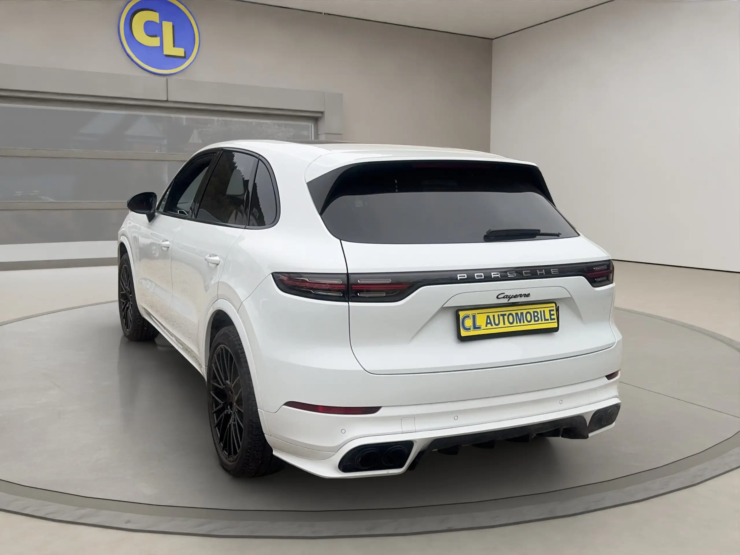 Porsche - Cayenne