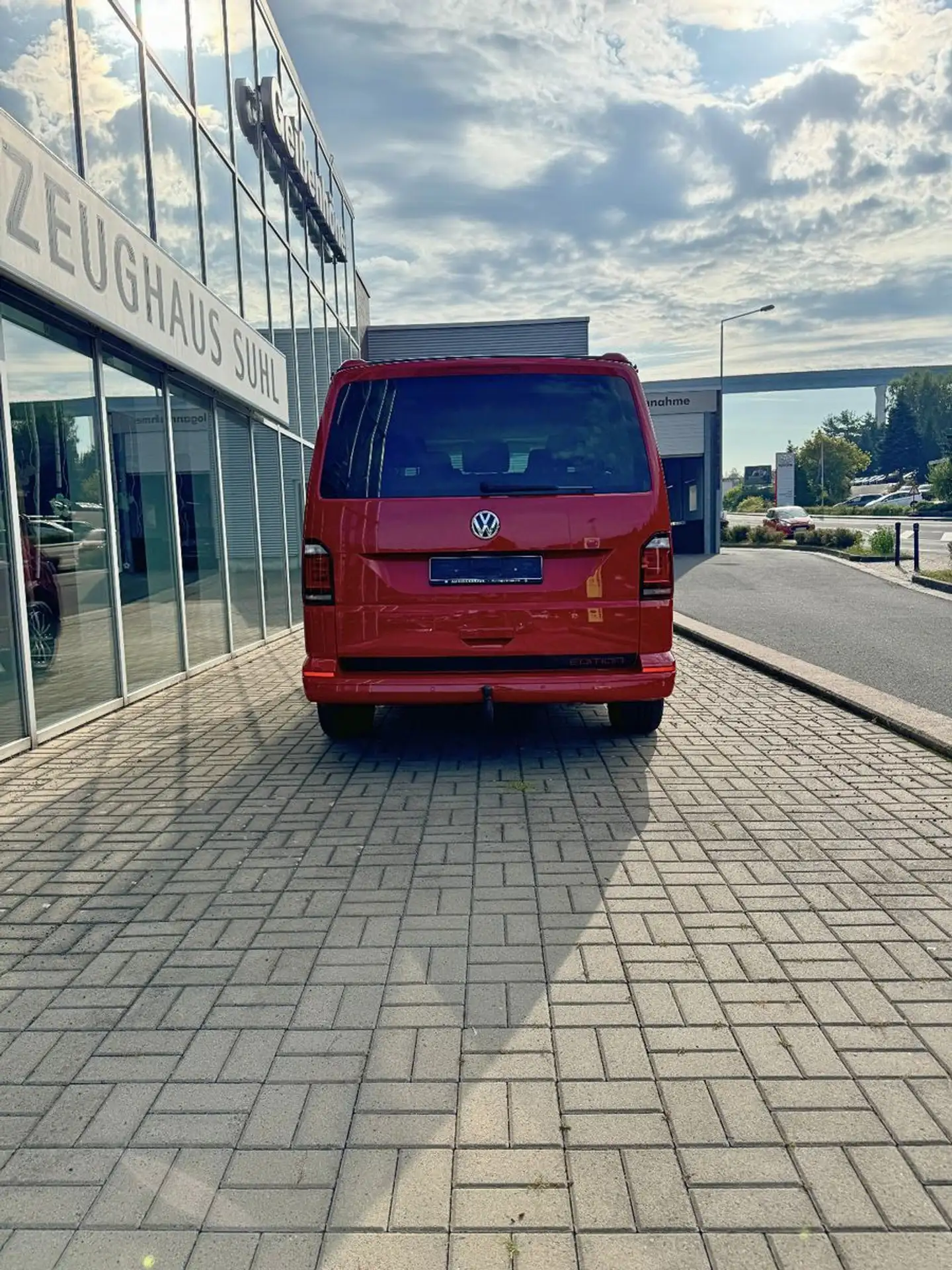 Volkswagen - T6 California