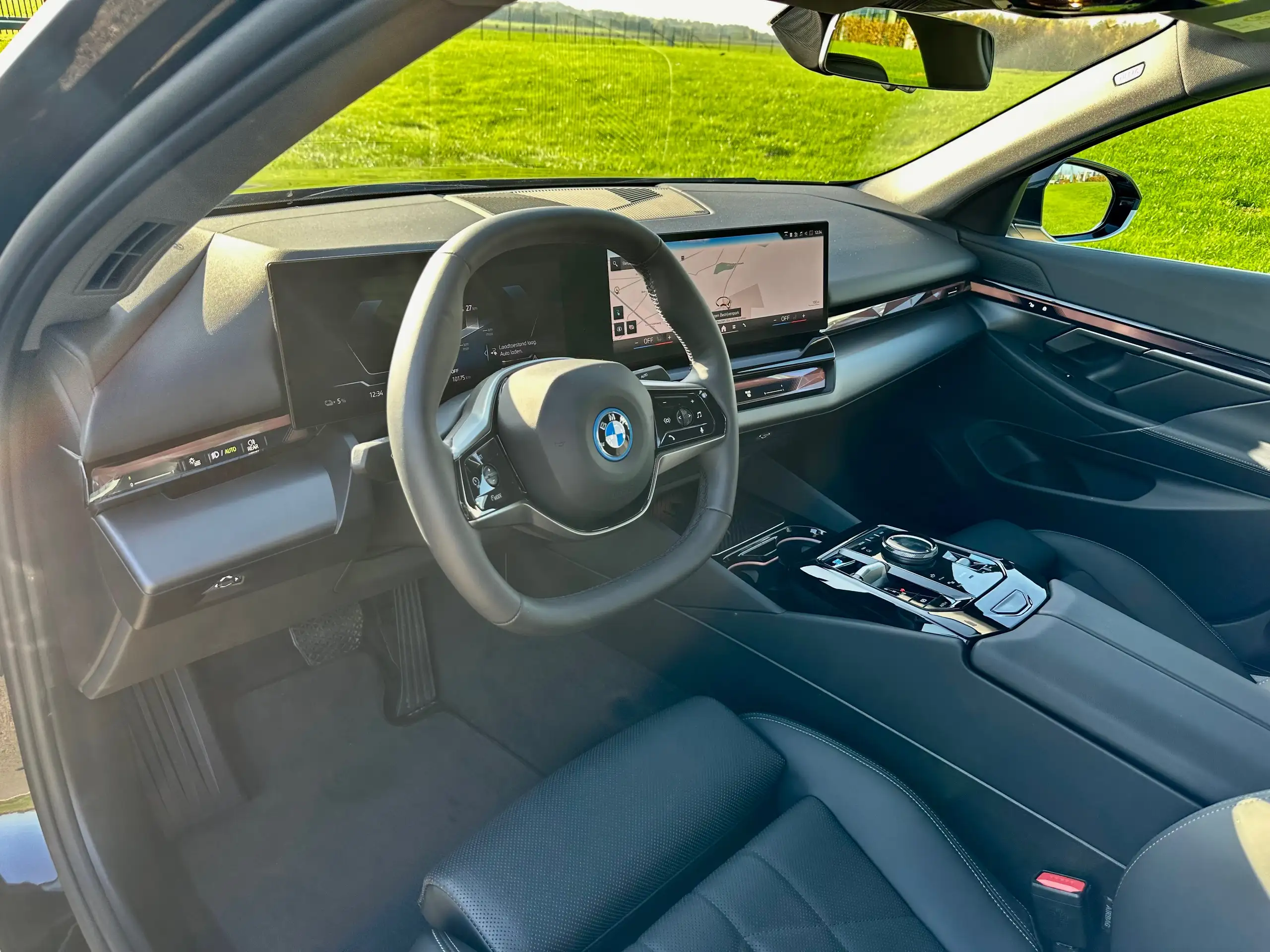 BMW - i5