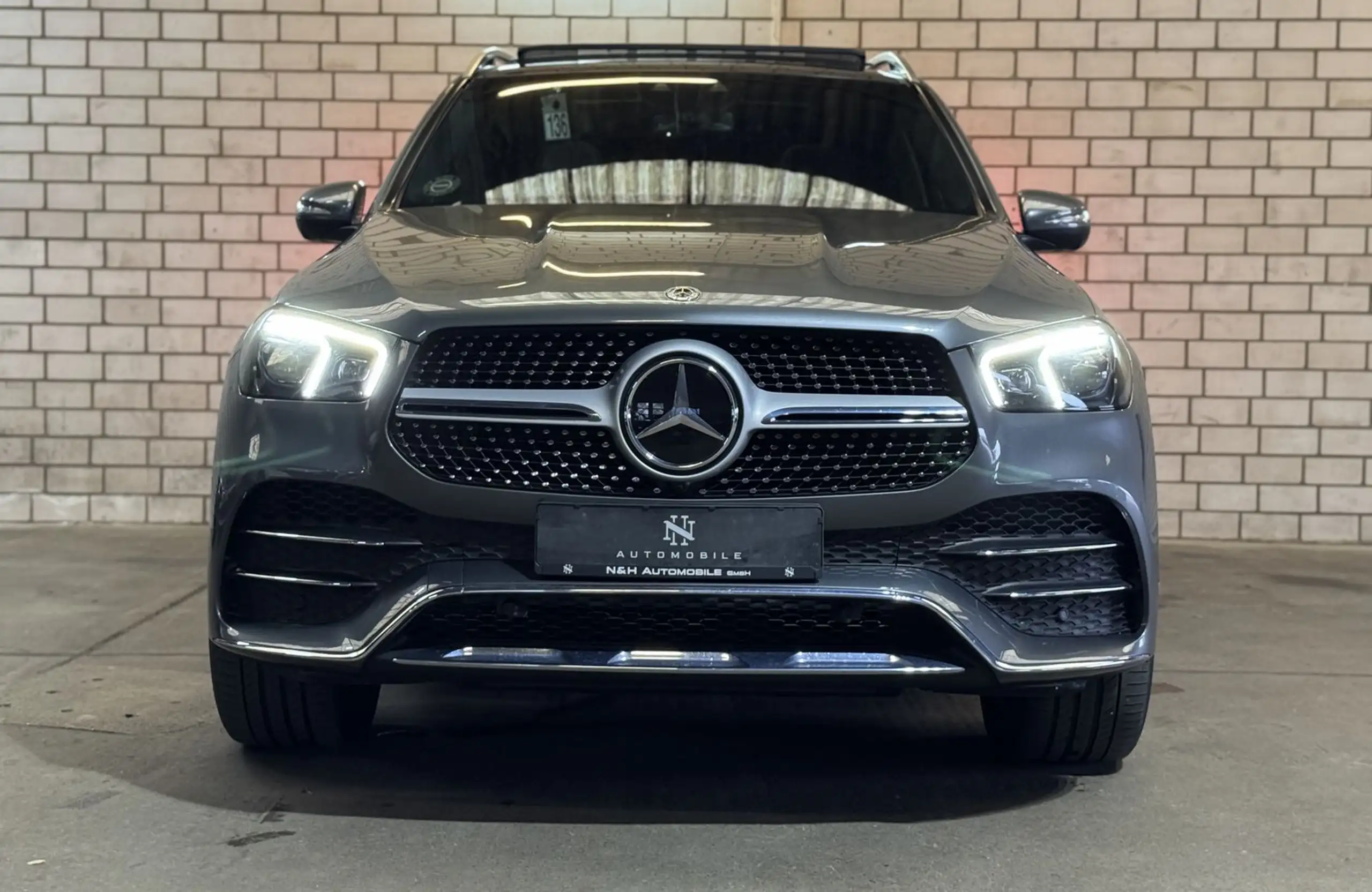 Mercedes-Benz - GLE 400