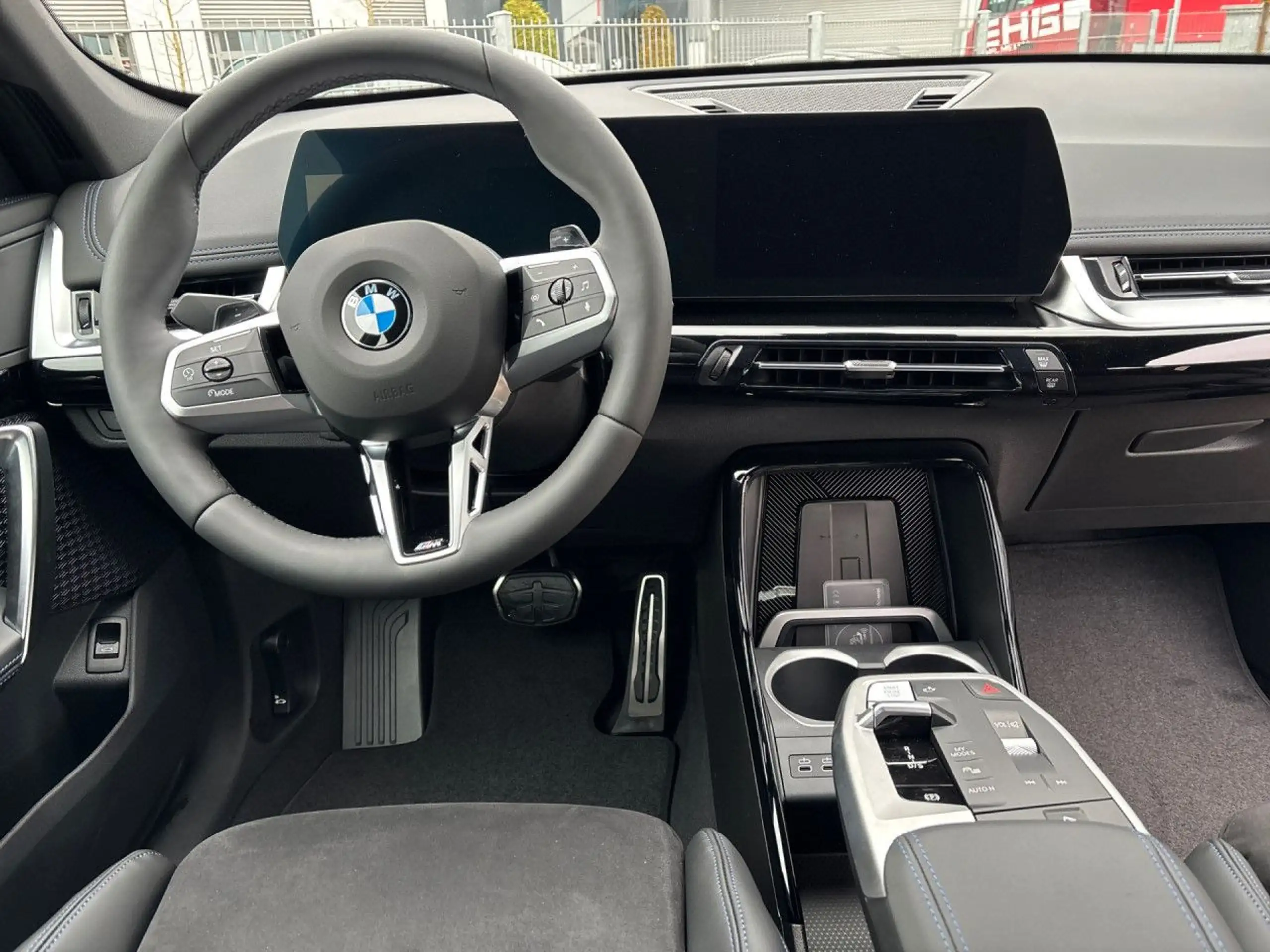 BMW - X1