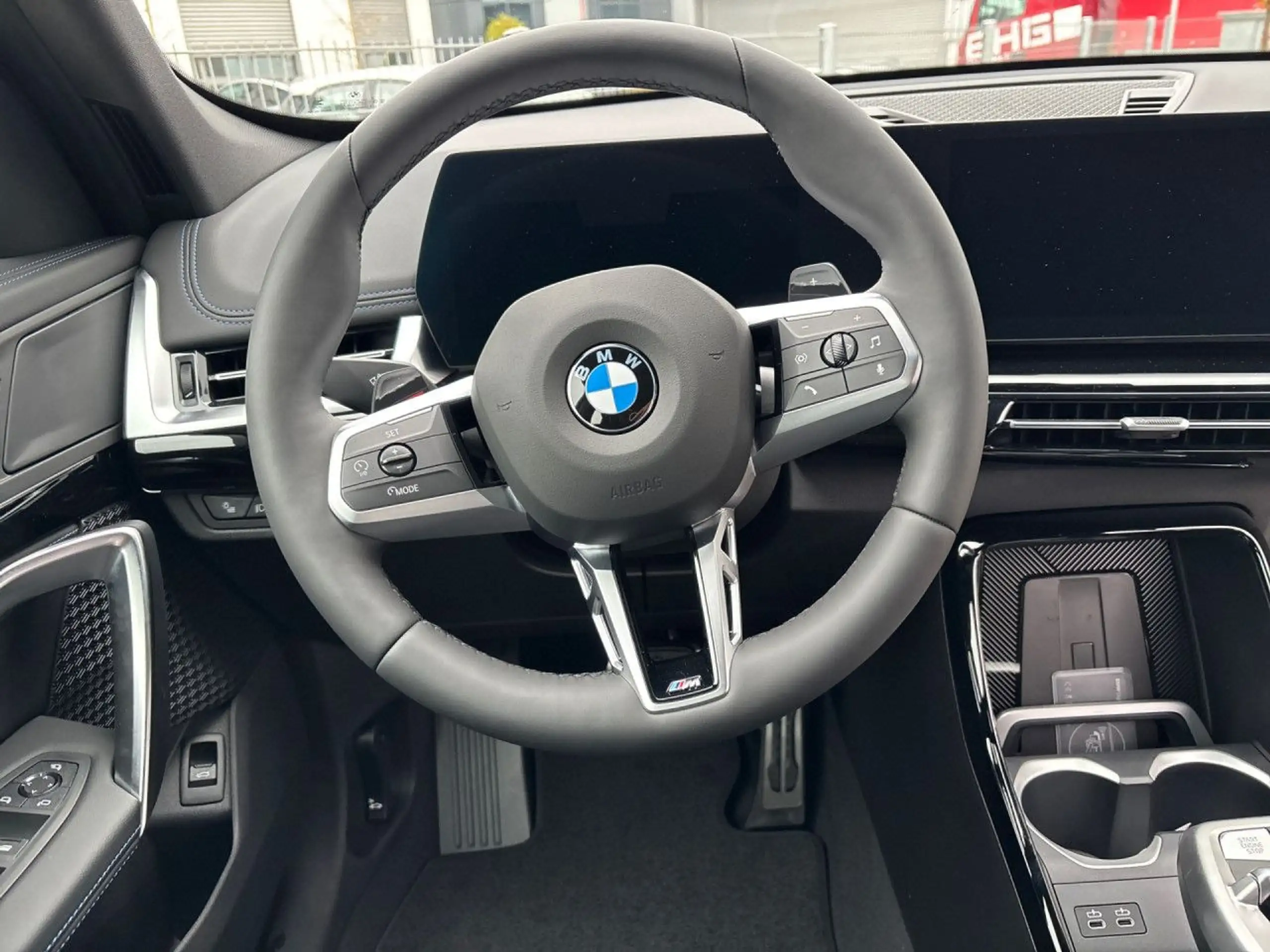 BMW - X1