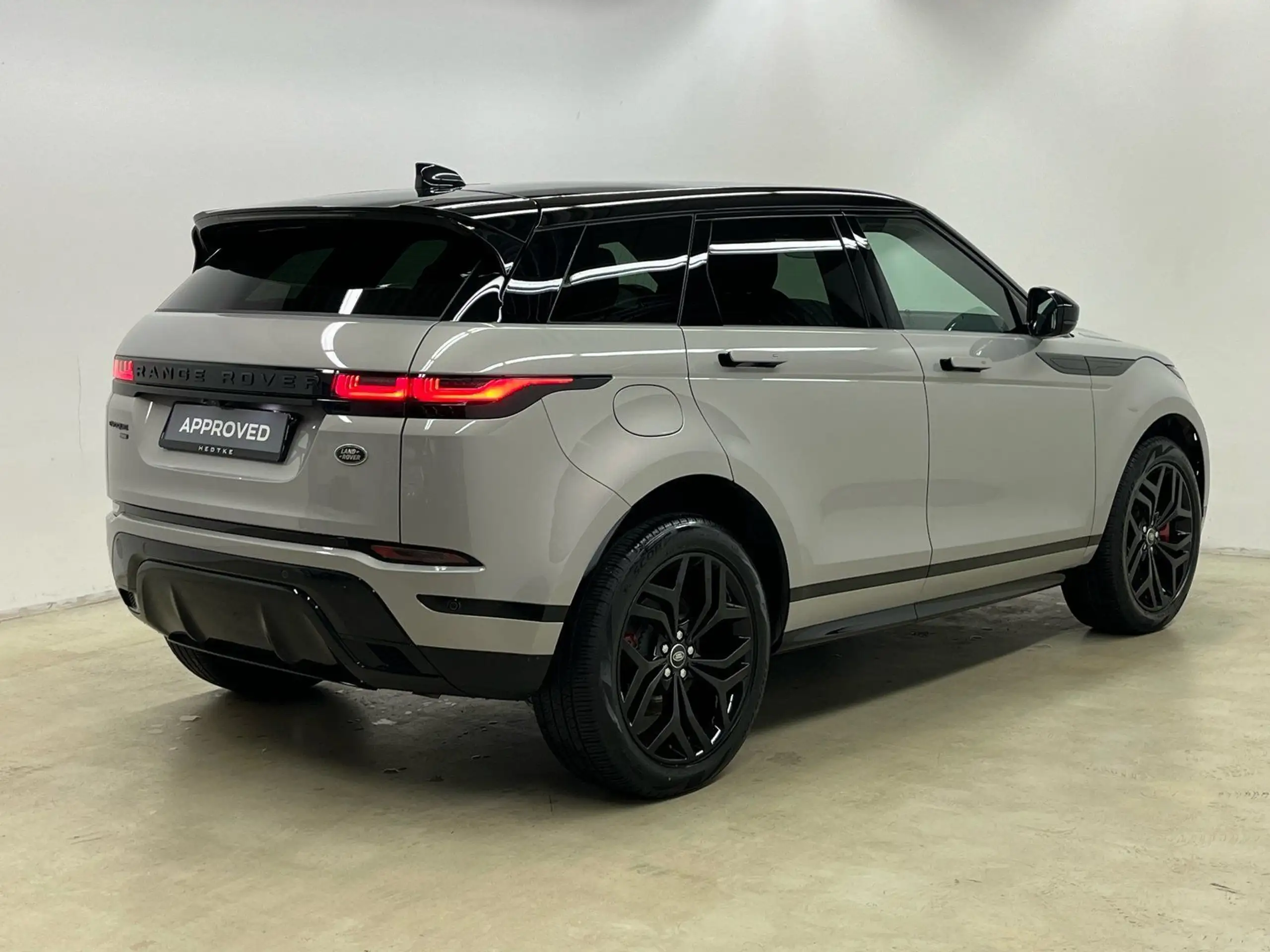 Land Rover - Range Rover Evoque