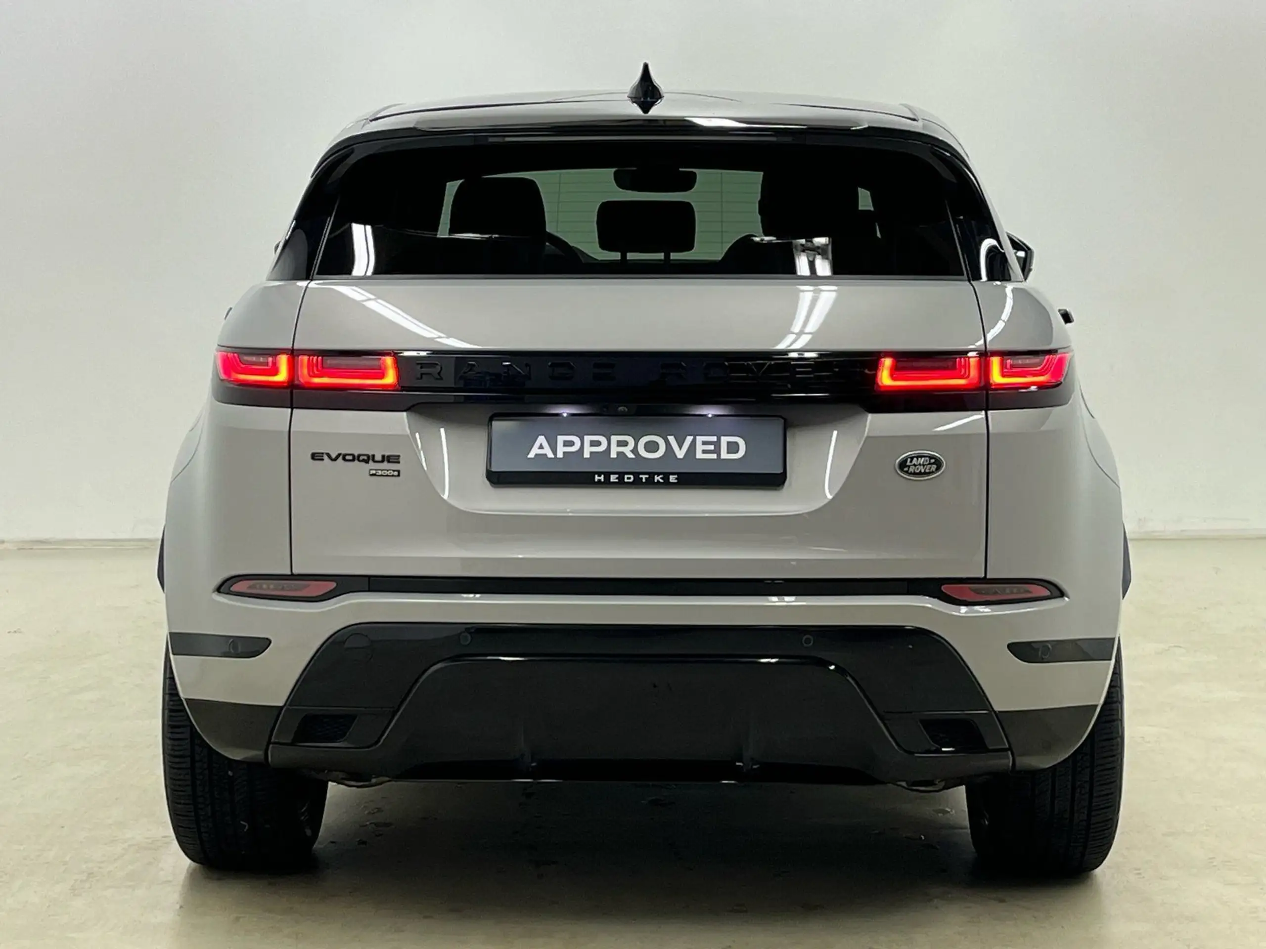 Land Rover - Range Rover Evoque