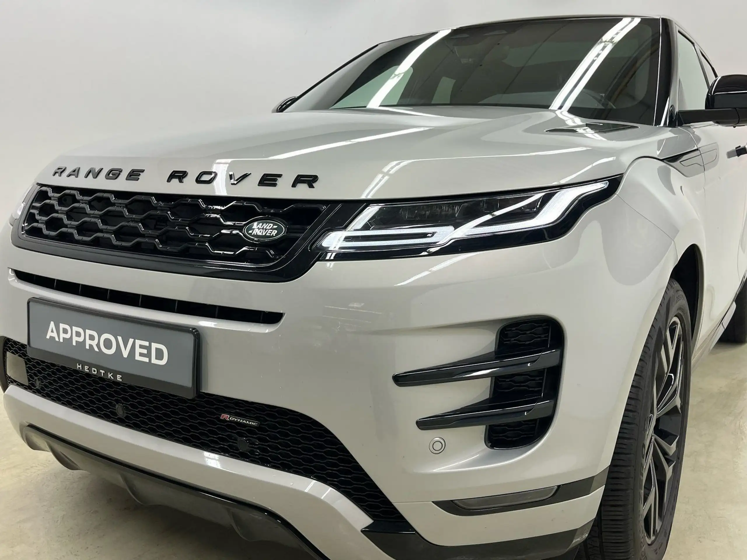 Land Rover - Range Rover Evoque