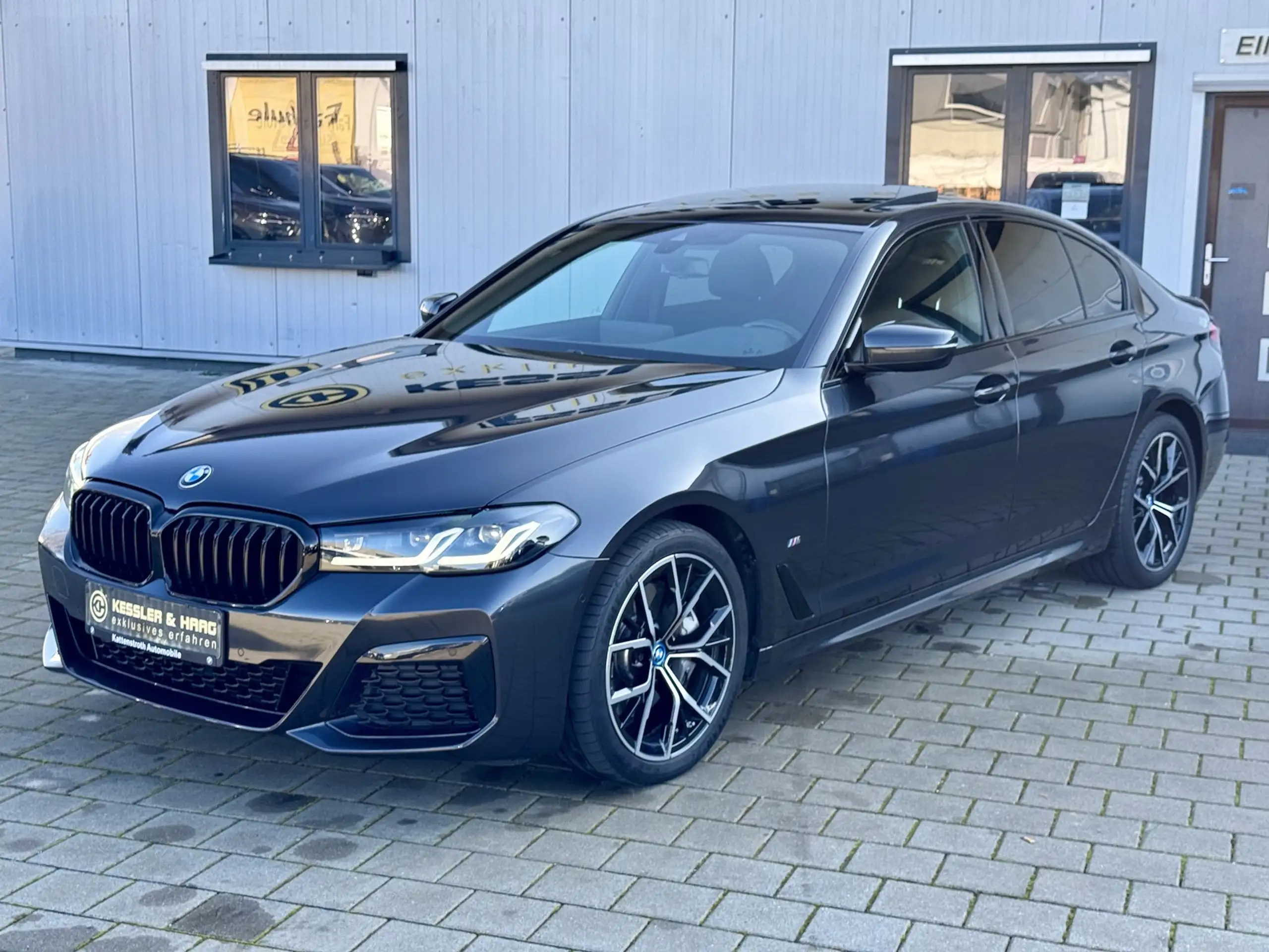 BMW - 540