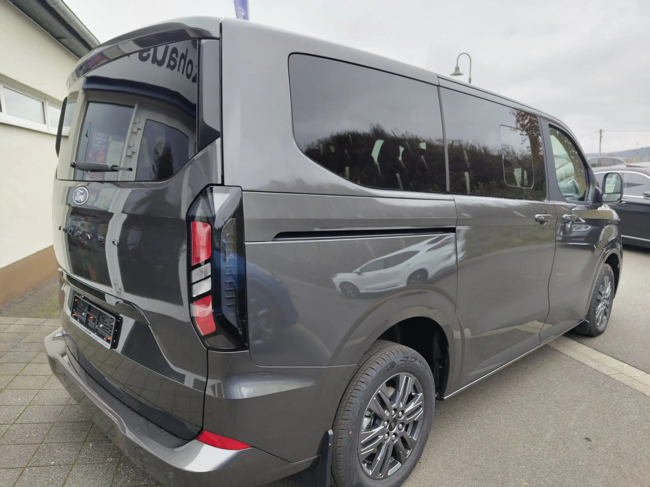 Ford - Tourneo Custom