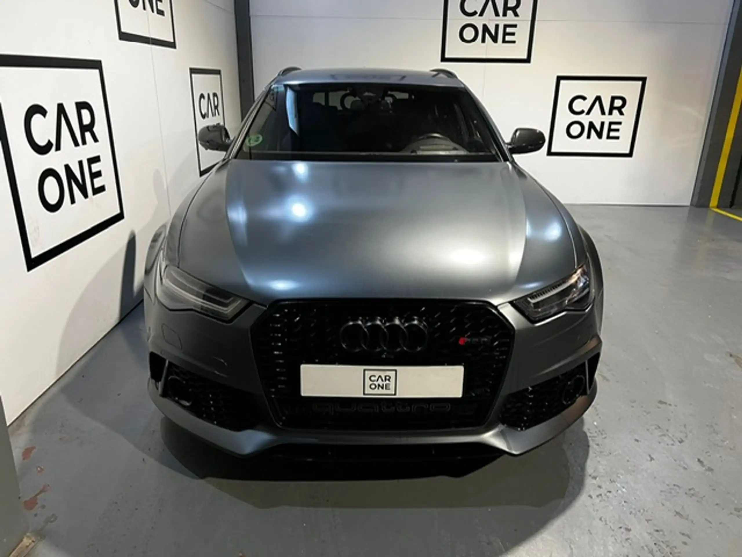 Audi - RS6