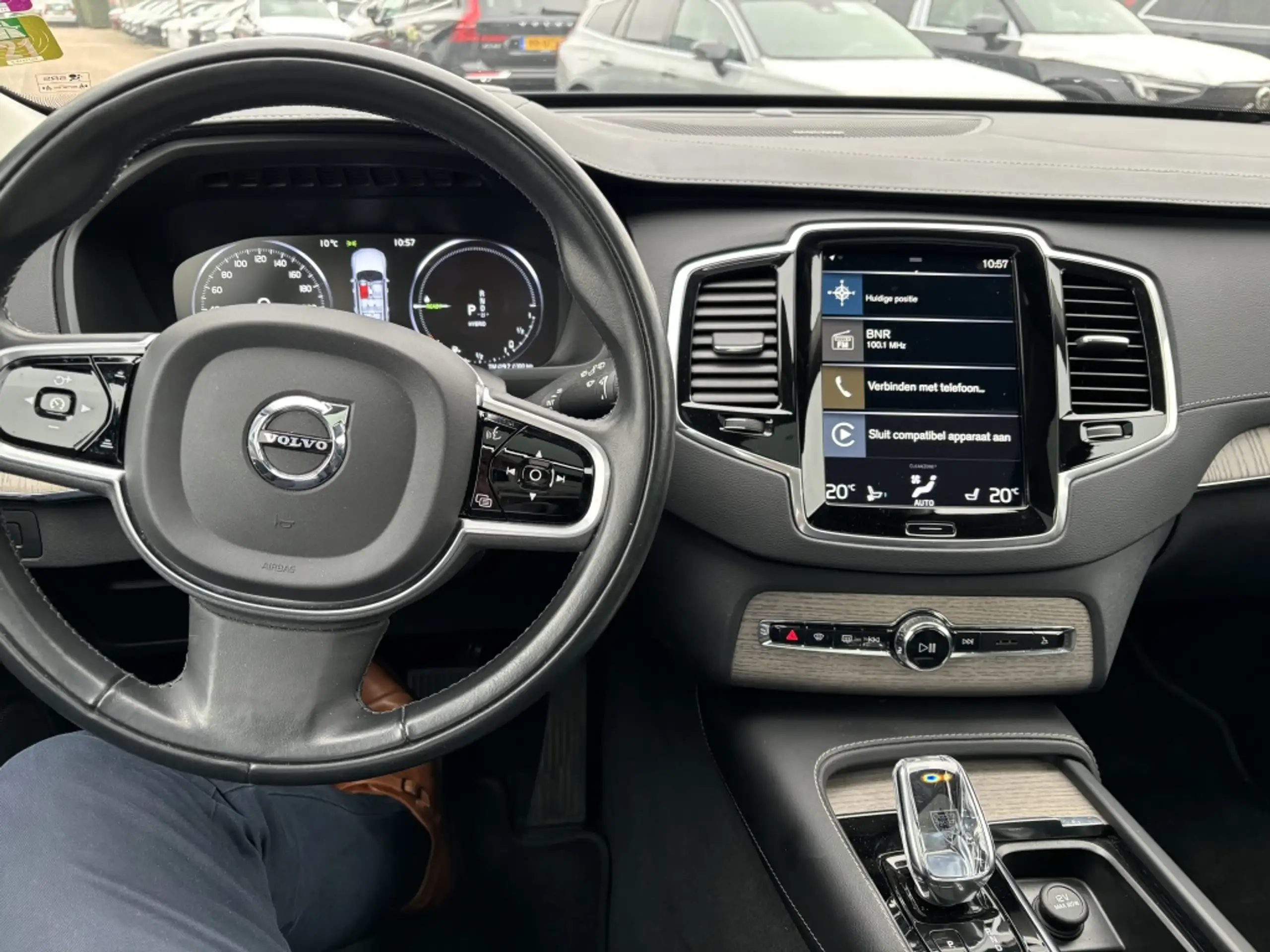 Volvo - XC90