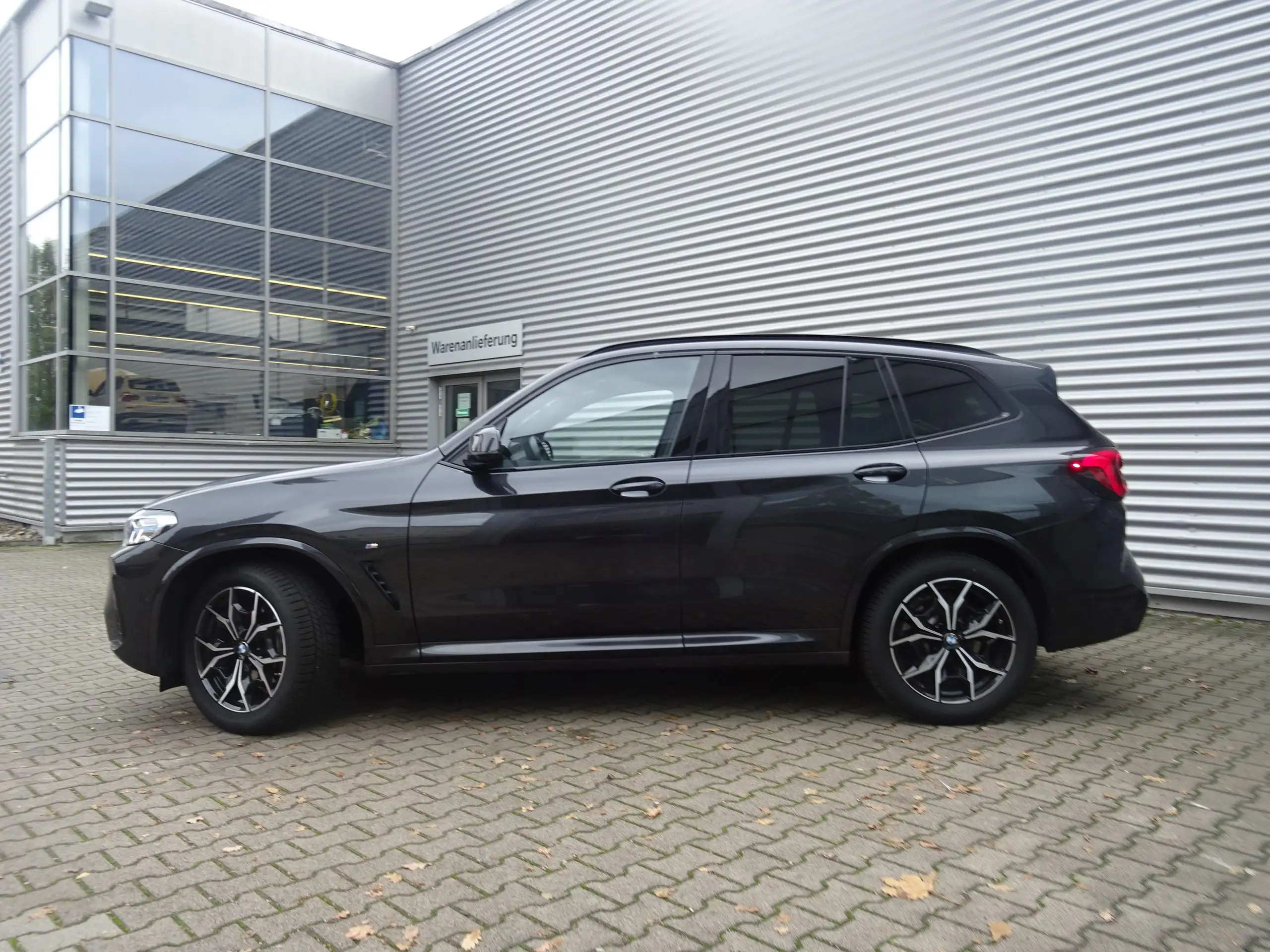 BMW - X3