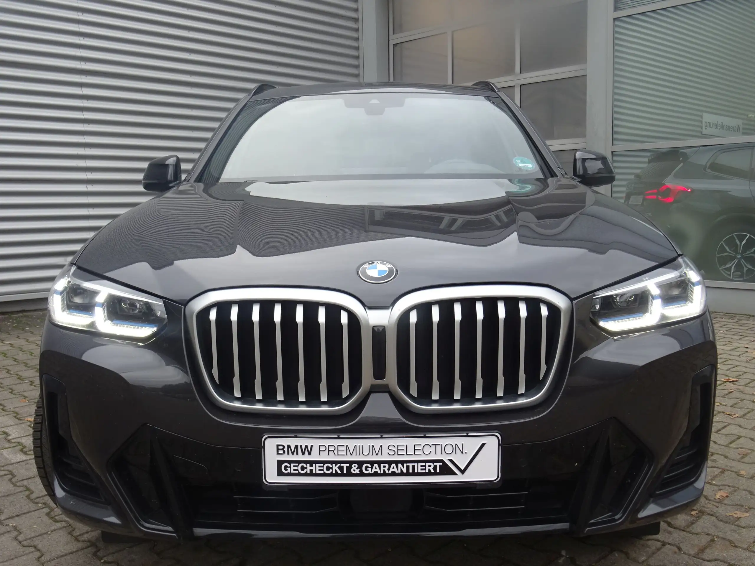 BMW - X3