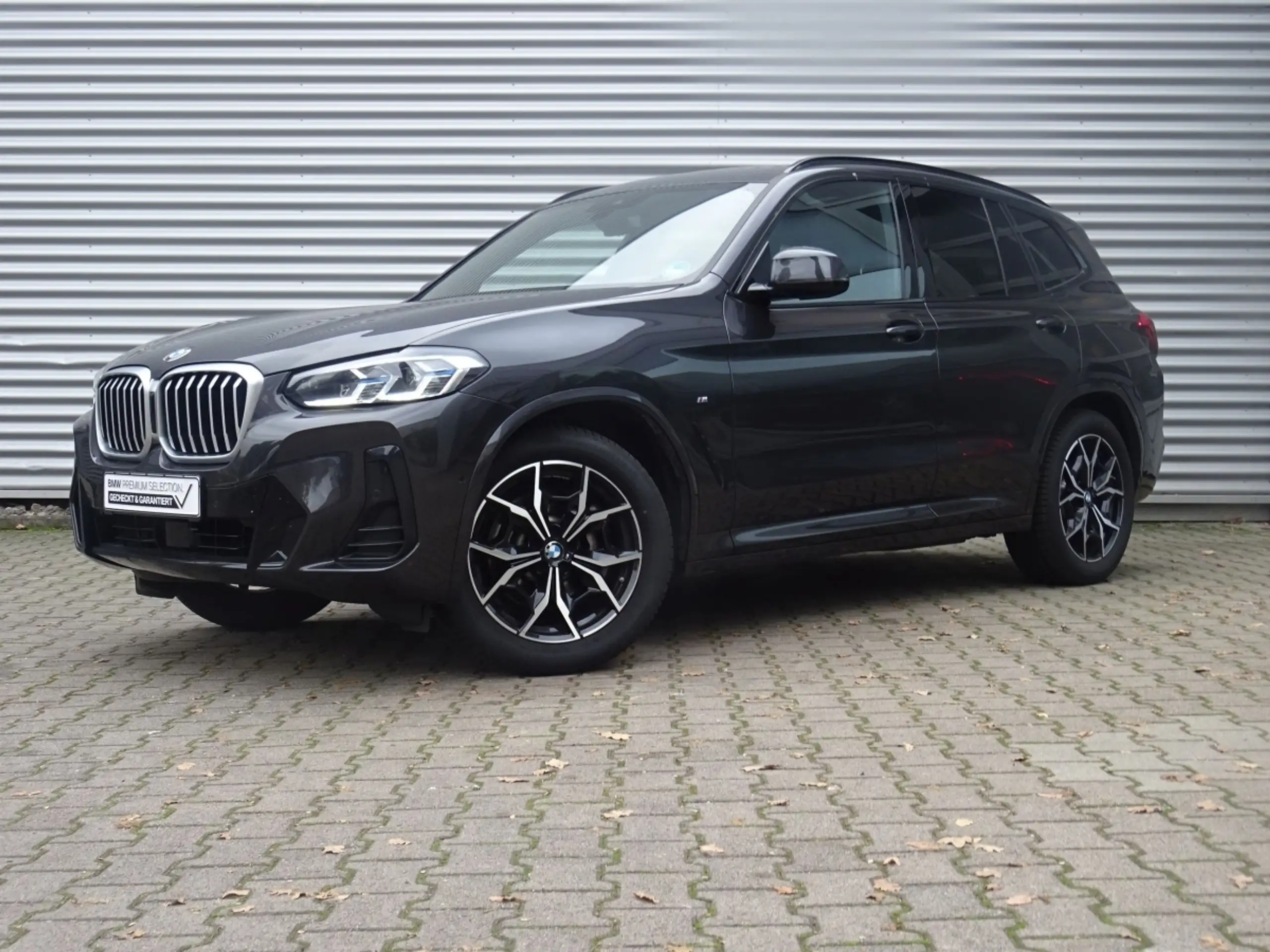 BMW - X3