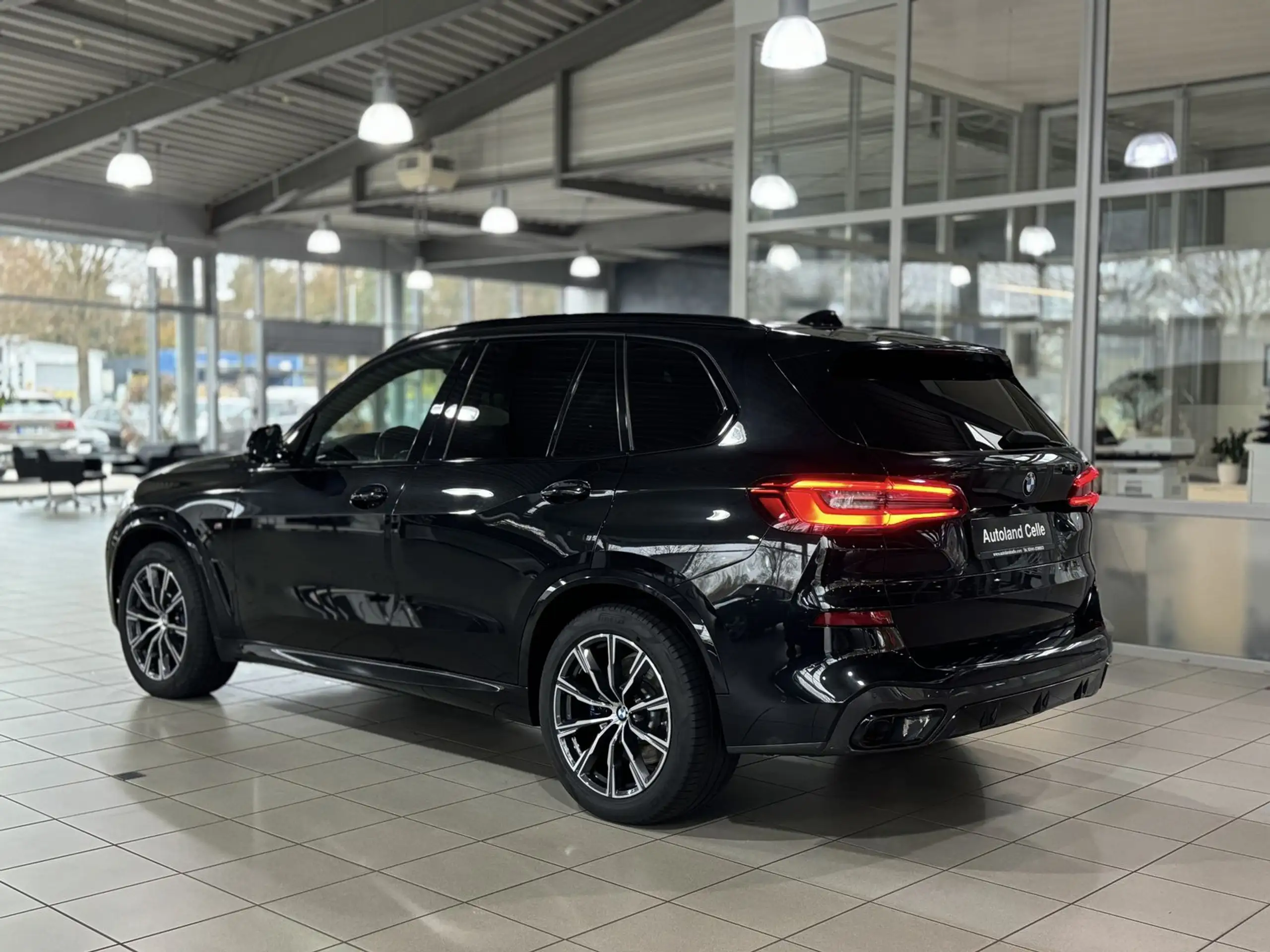 BMW - X5 M