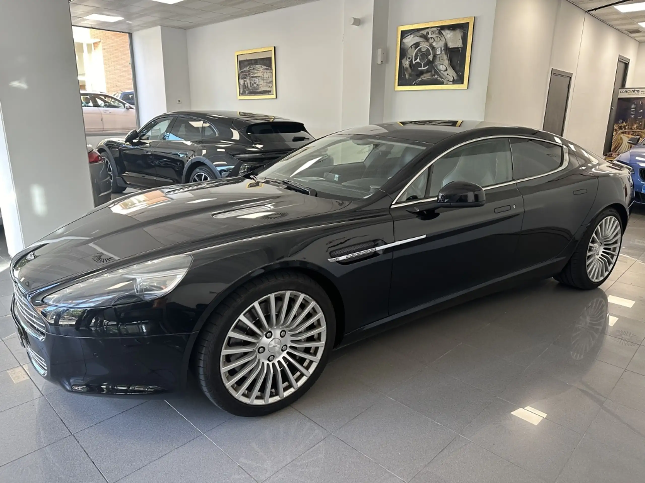 Aston Martin - Rapide