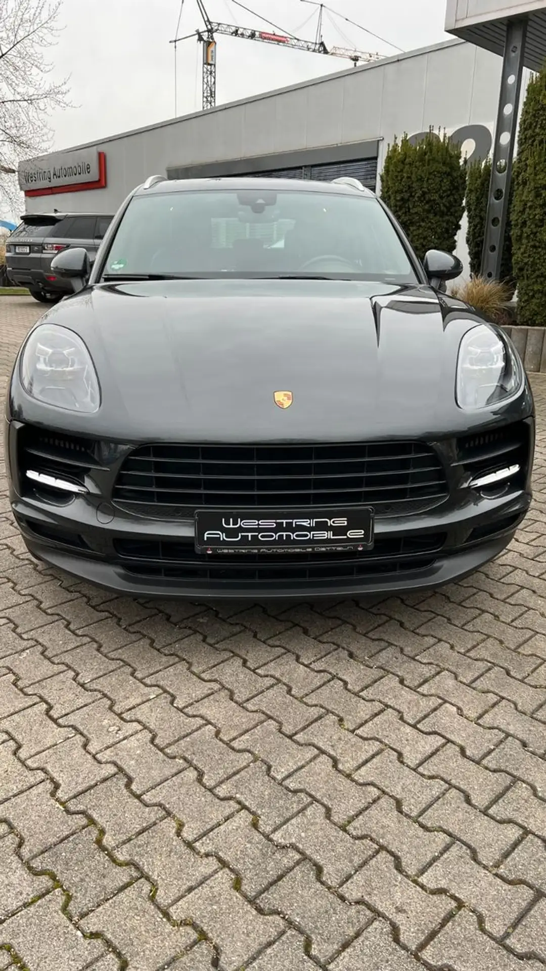 Porsche - Macan