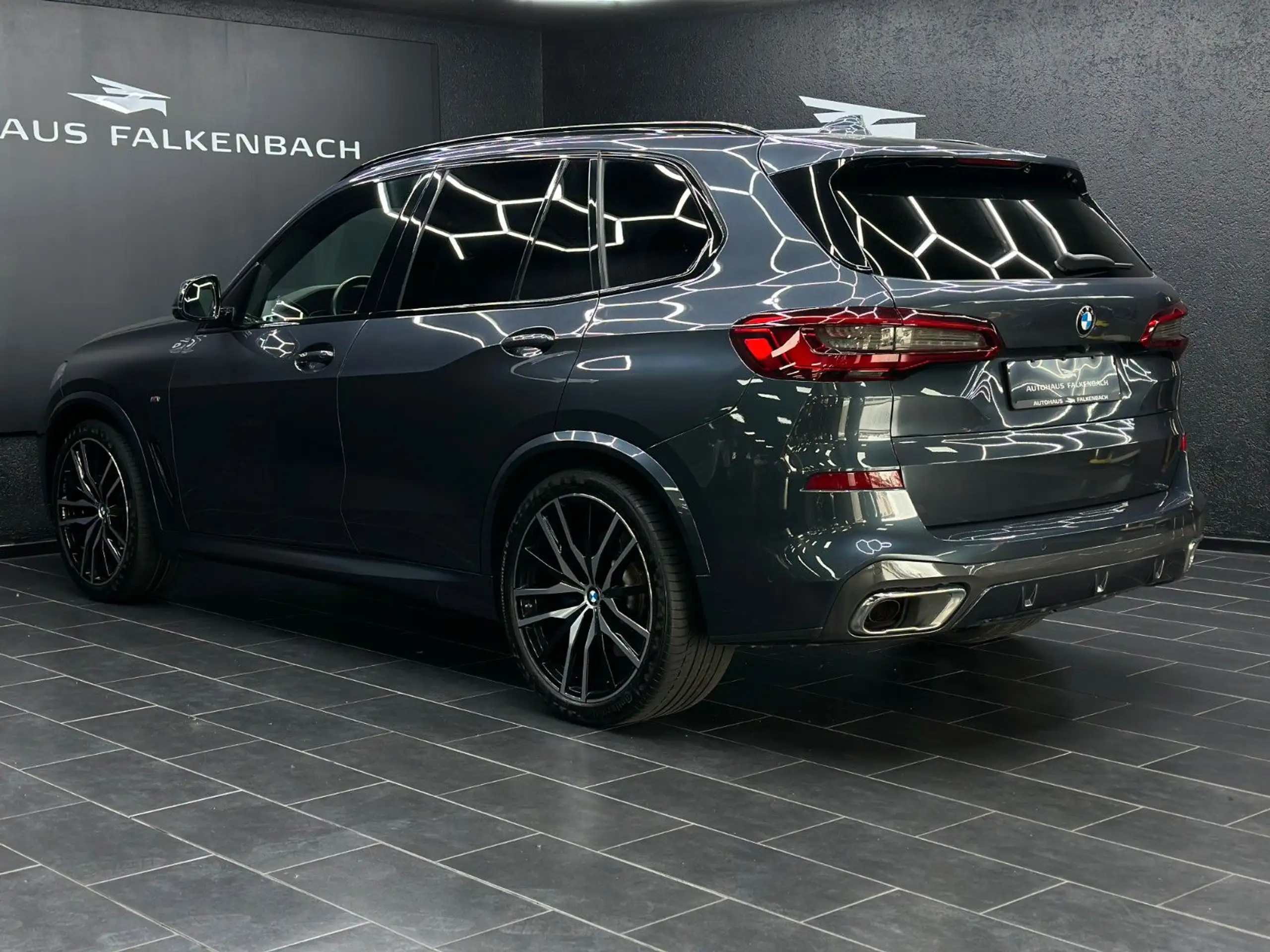 BMW - X5