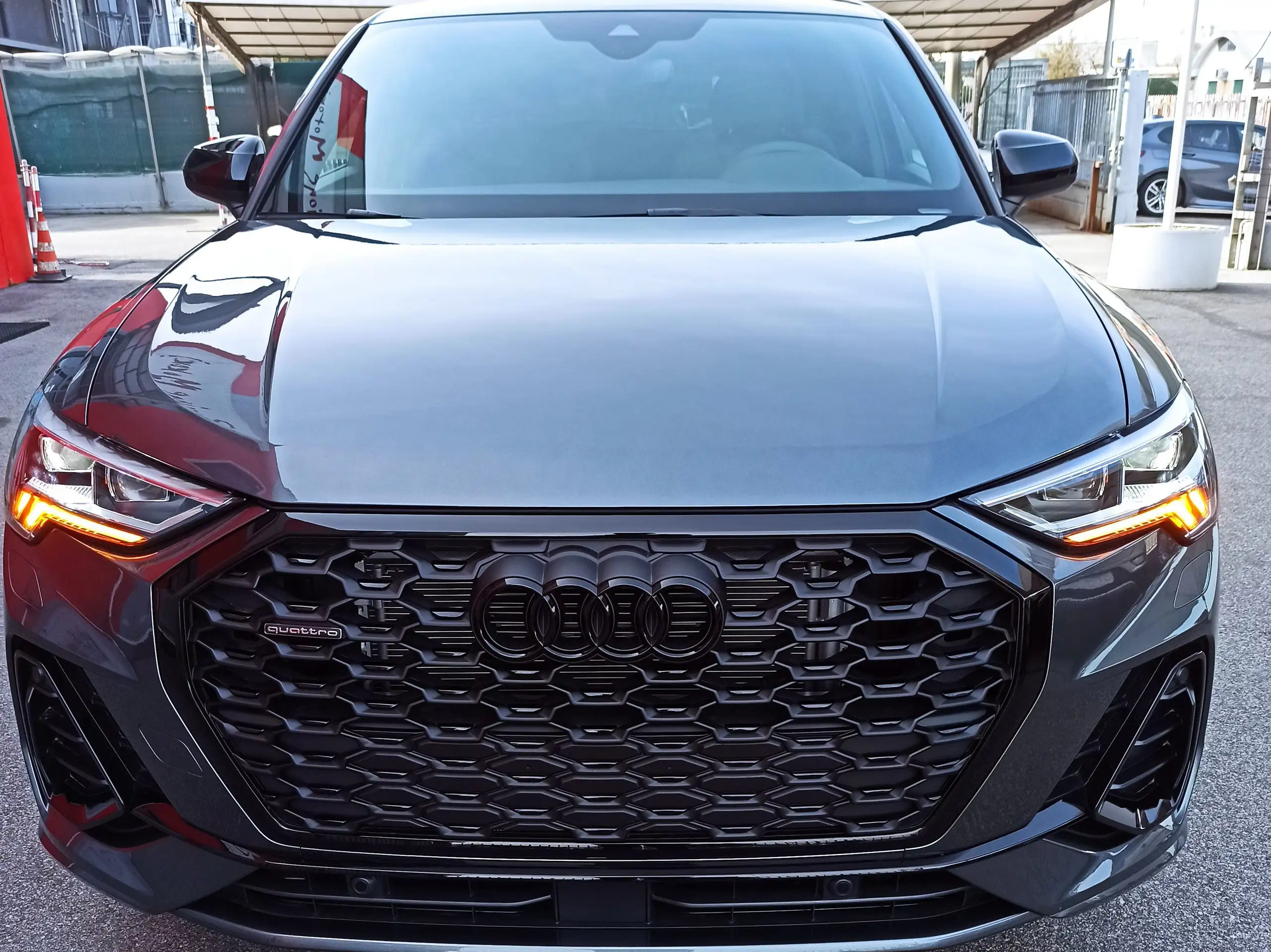 Audi - Q3