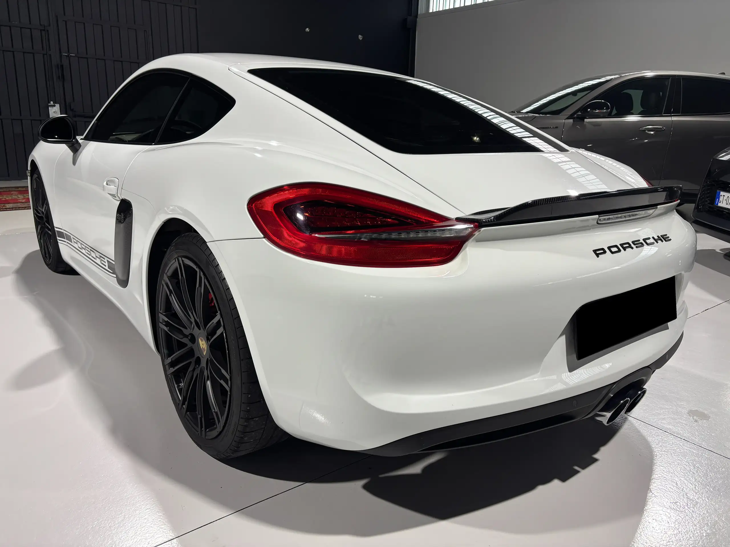 Porsche - Cayman