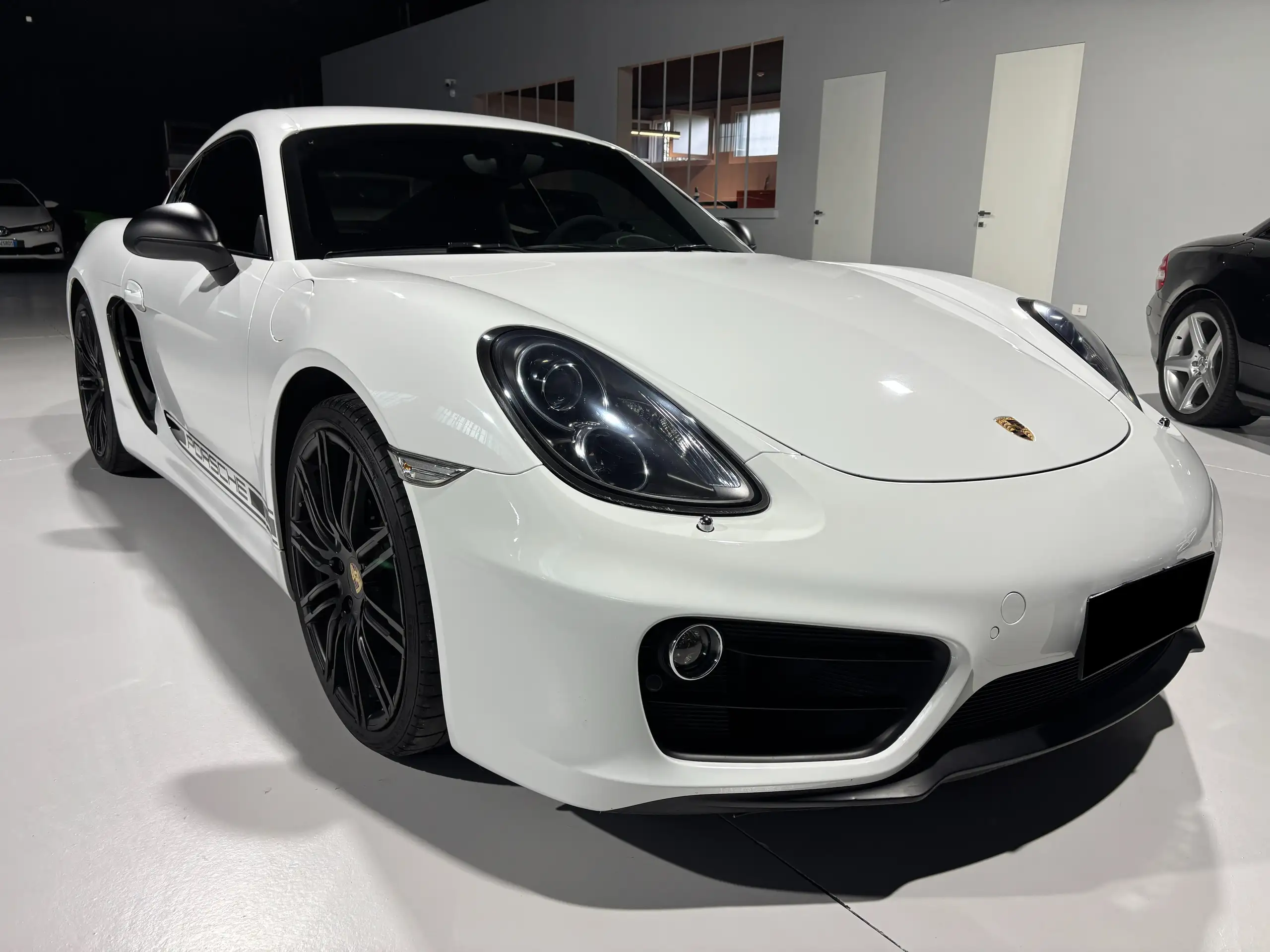 Porsche - Cayman