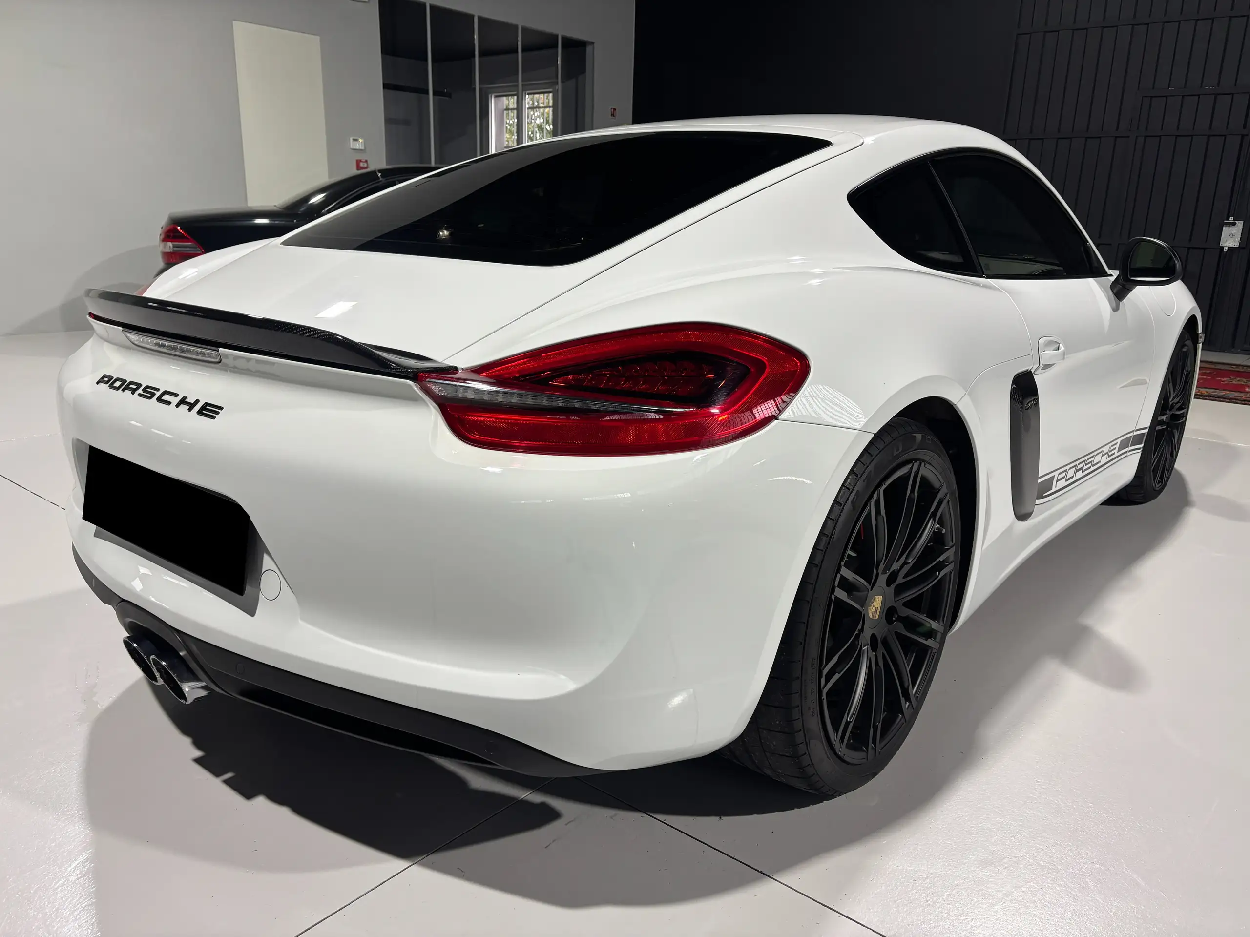 Porsche - Cayman