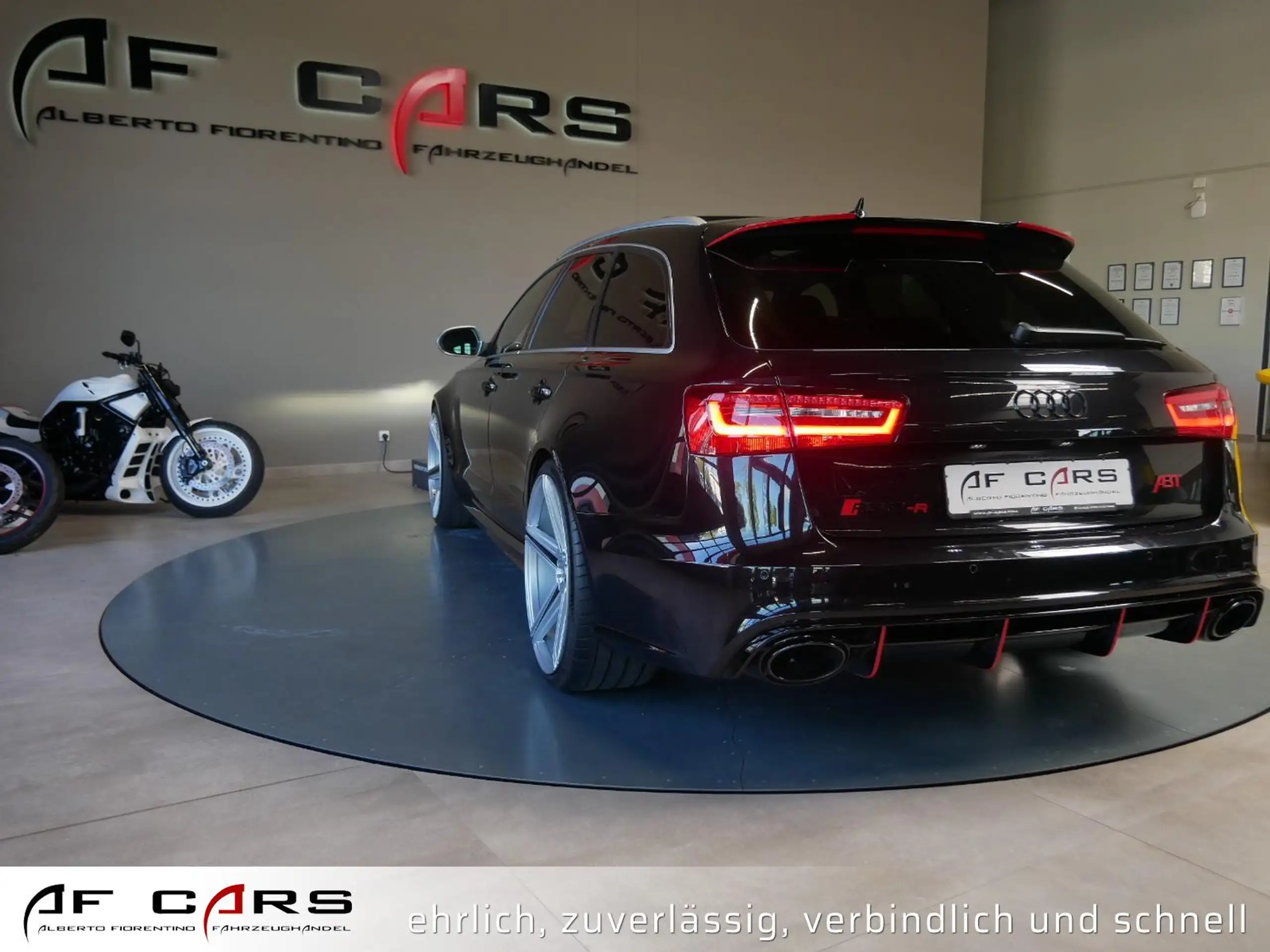 Audi - RS6