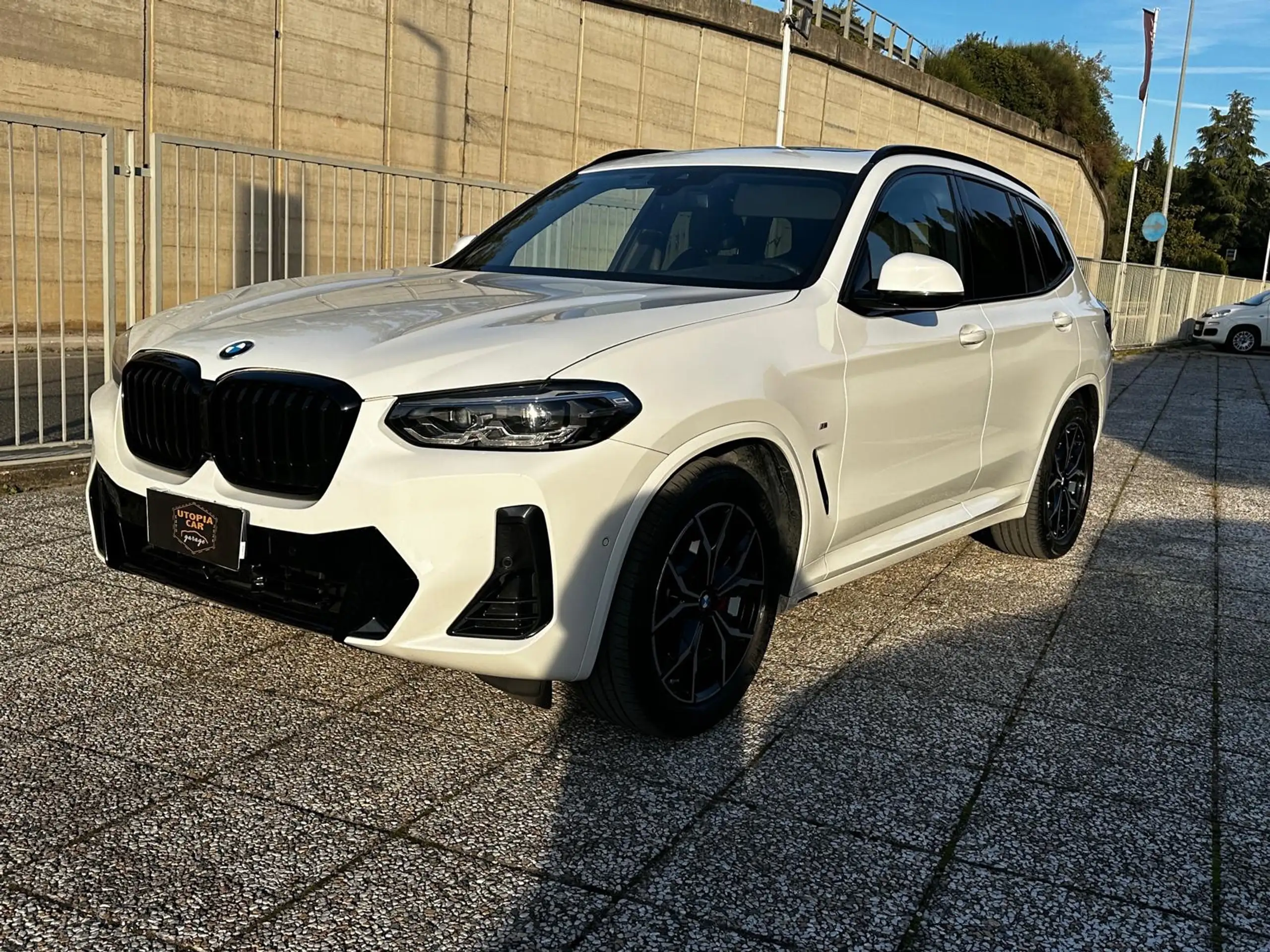 BMW - X3