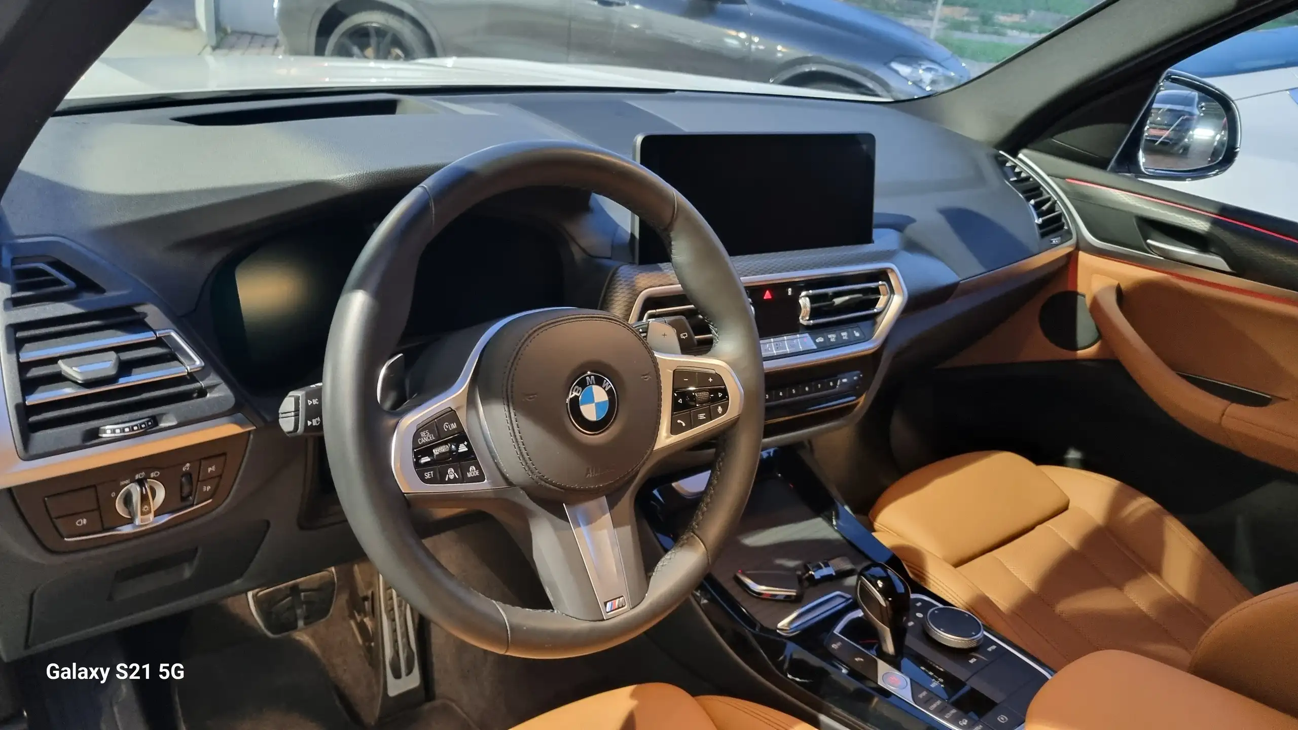 BMW - X3