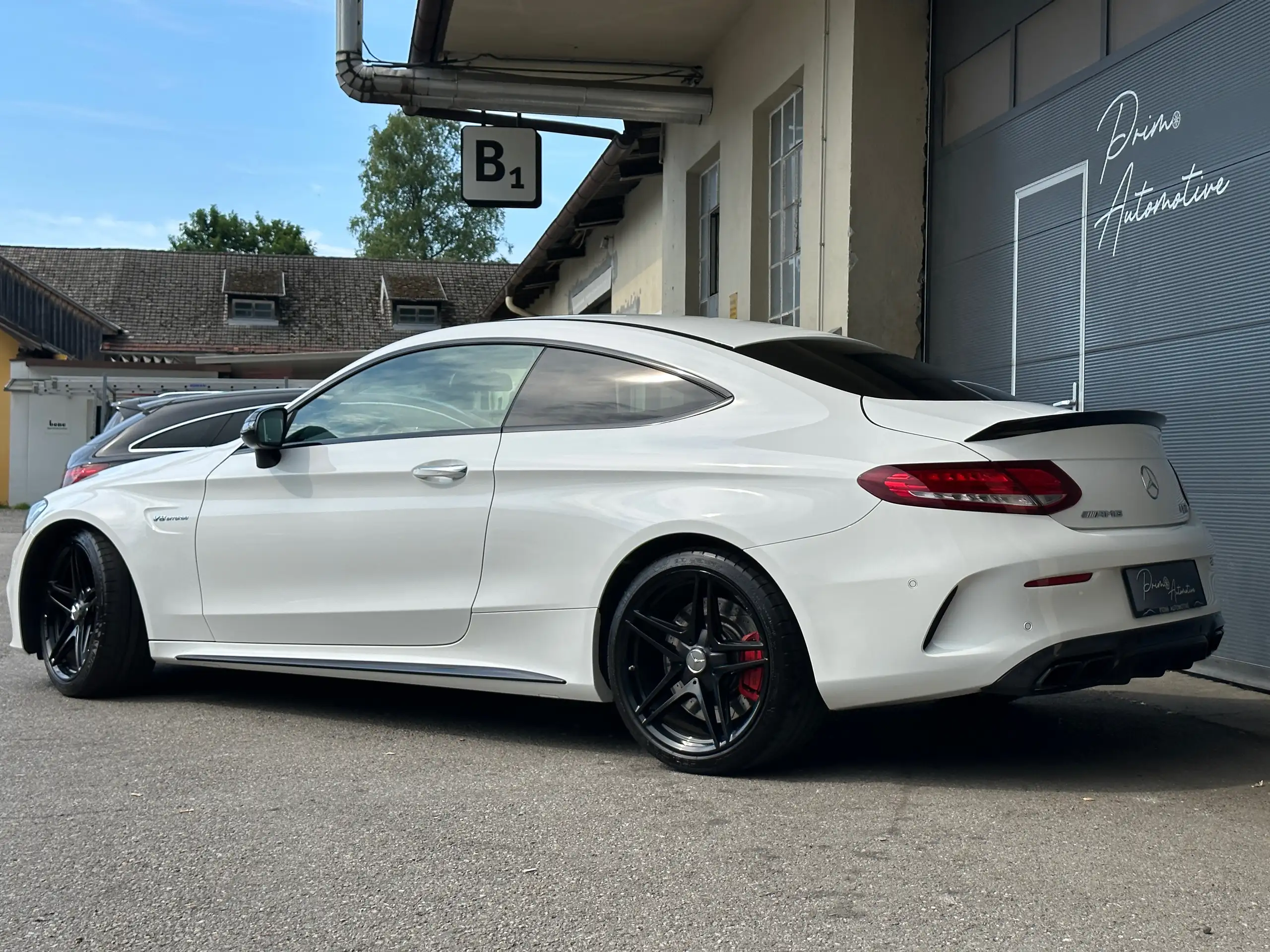 Mercedes-Benz - C 63 AMG