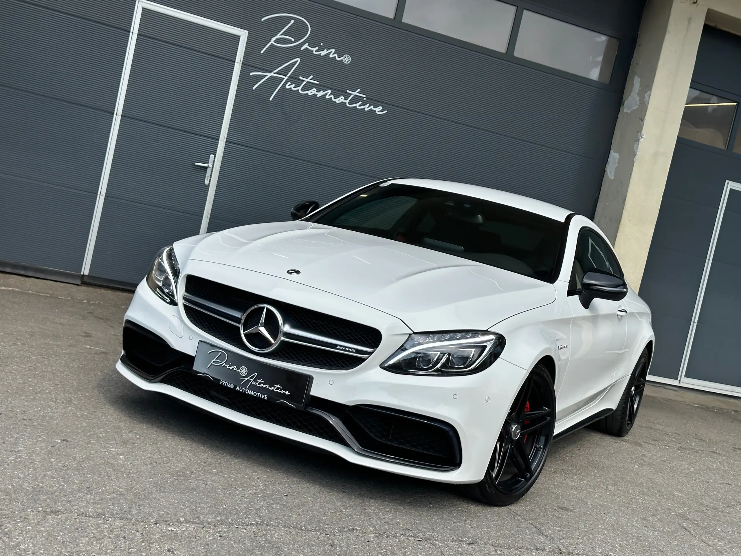 Mercedes-Benz - C 63 AMG