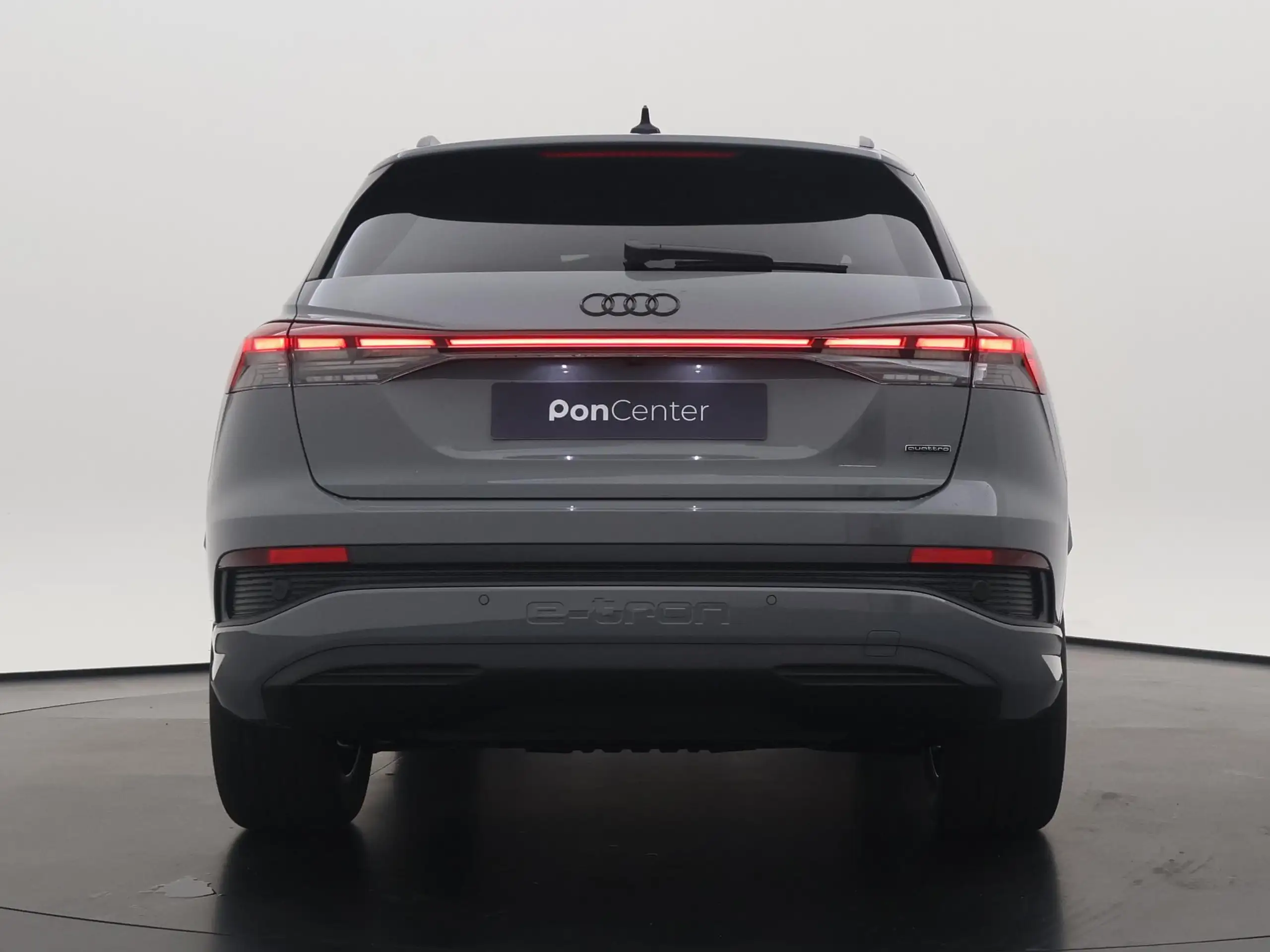 Audi - Q4 e-tron