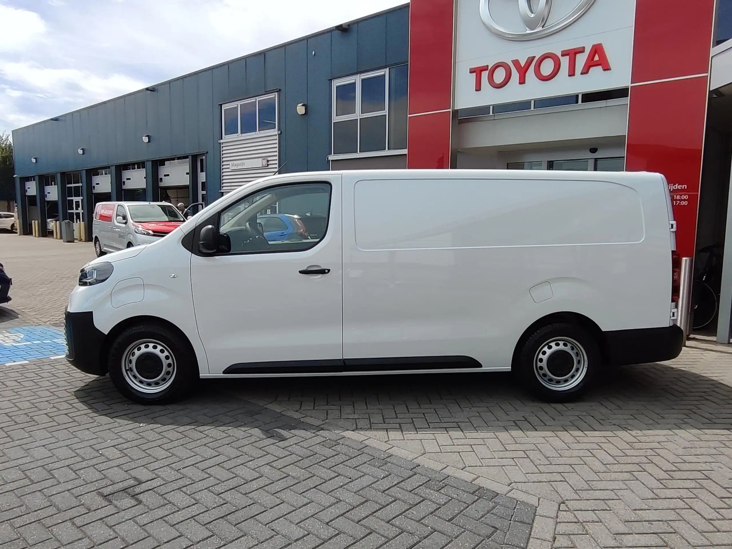 Toyota - Proace