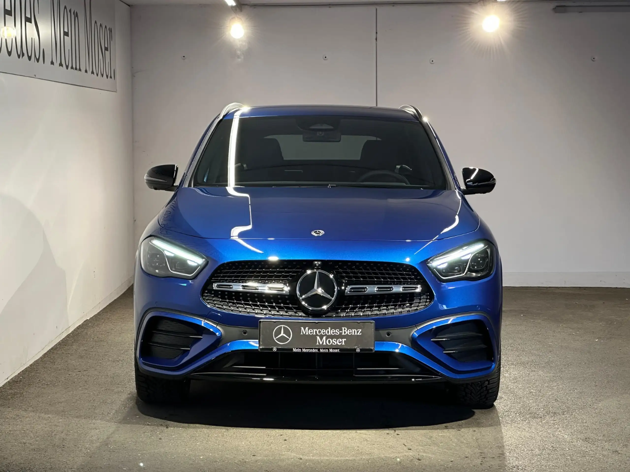 Mercedes-Benz - GLA 200