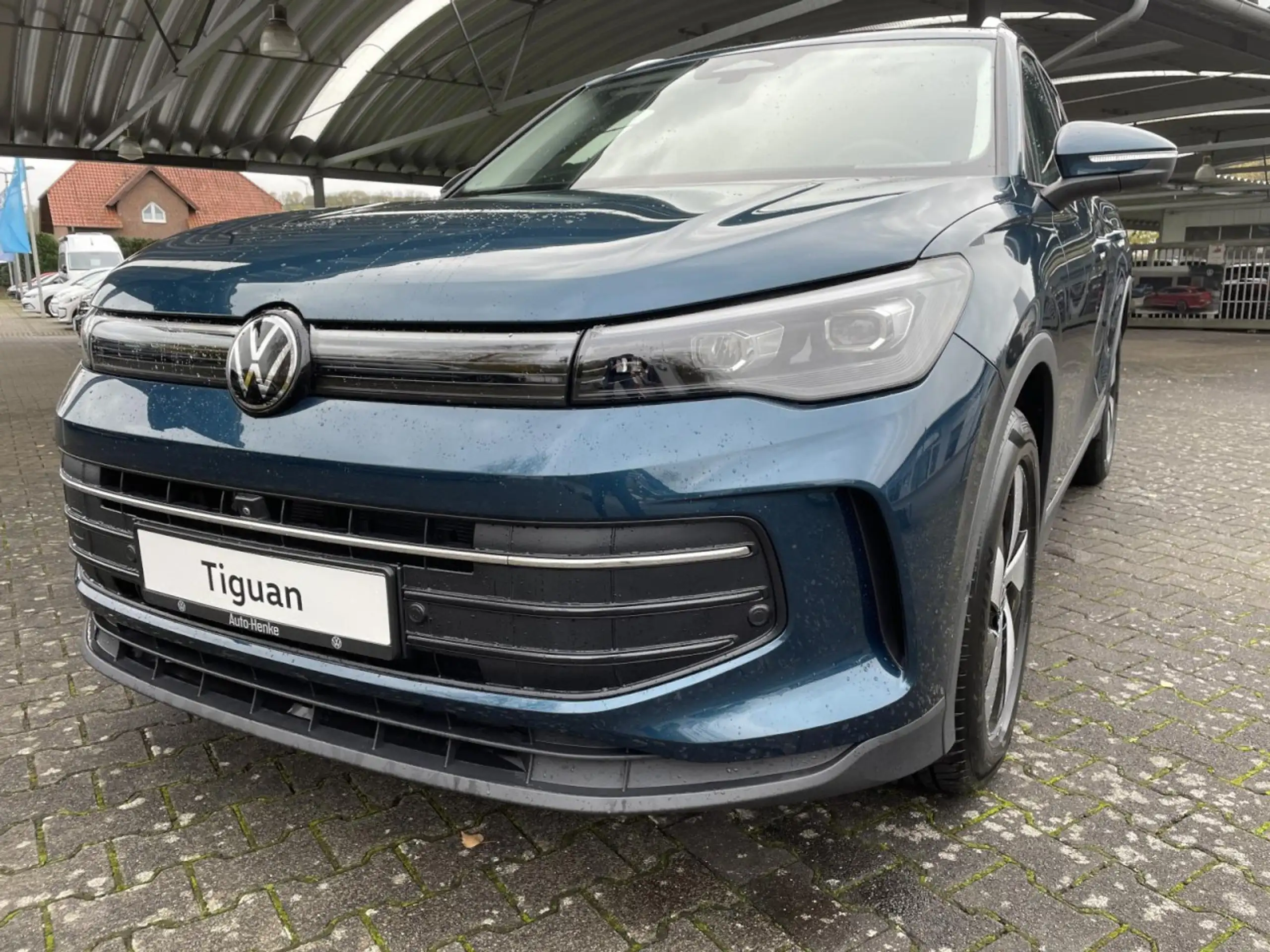 Volkswagen - Tiguan