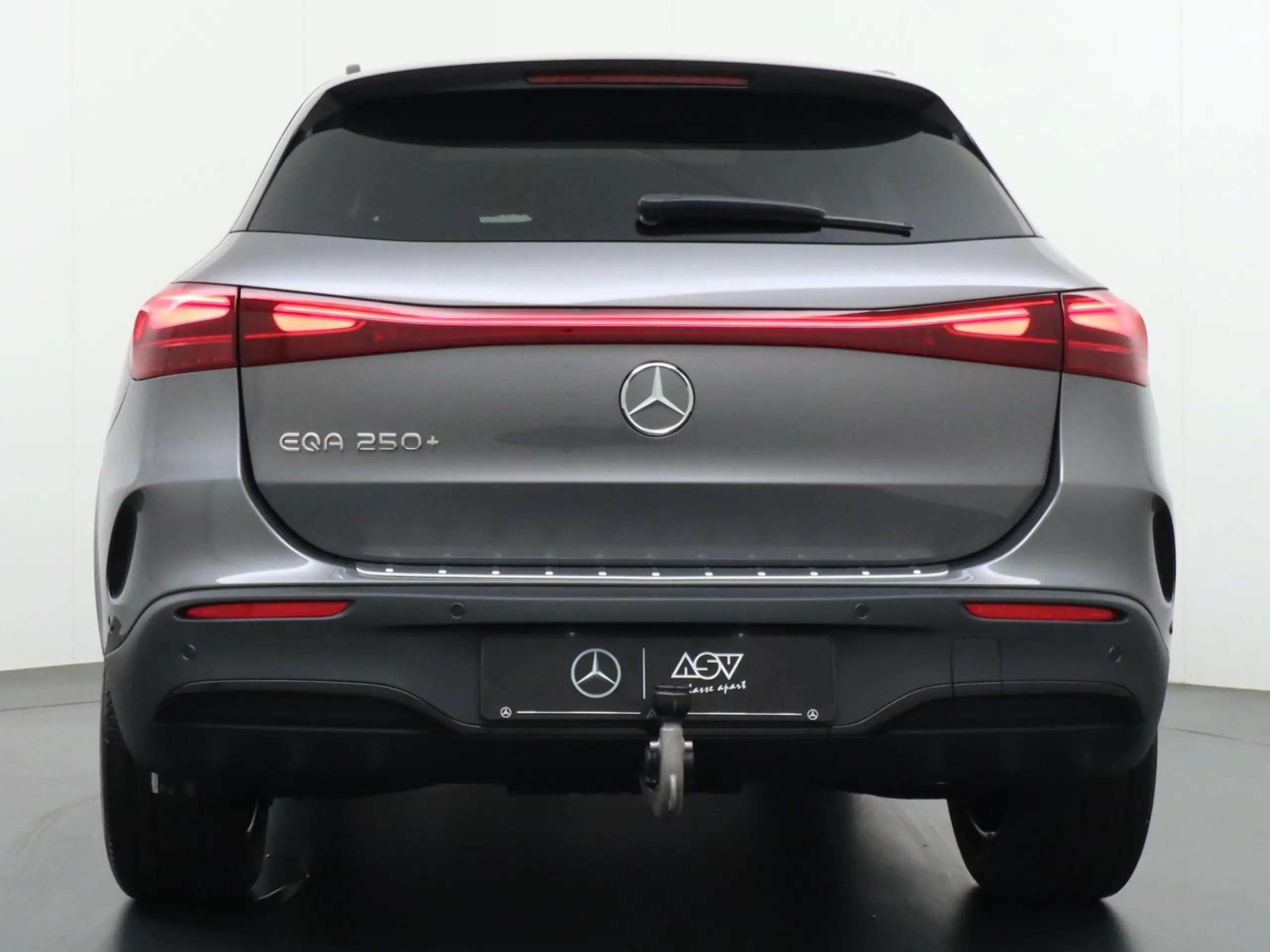 Mercedes-Benz - EQA