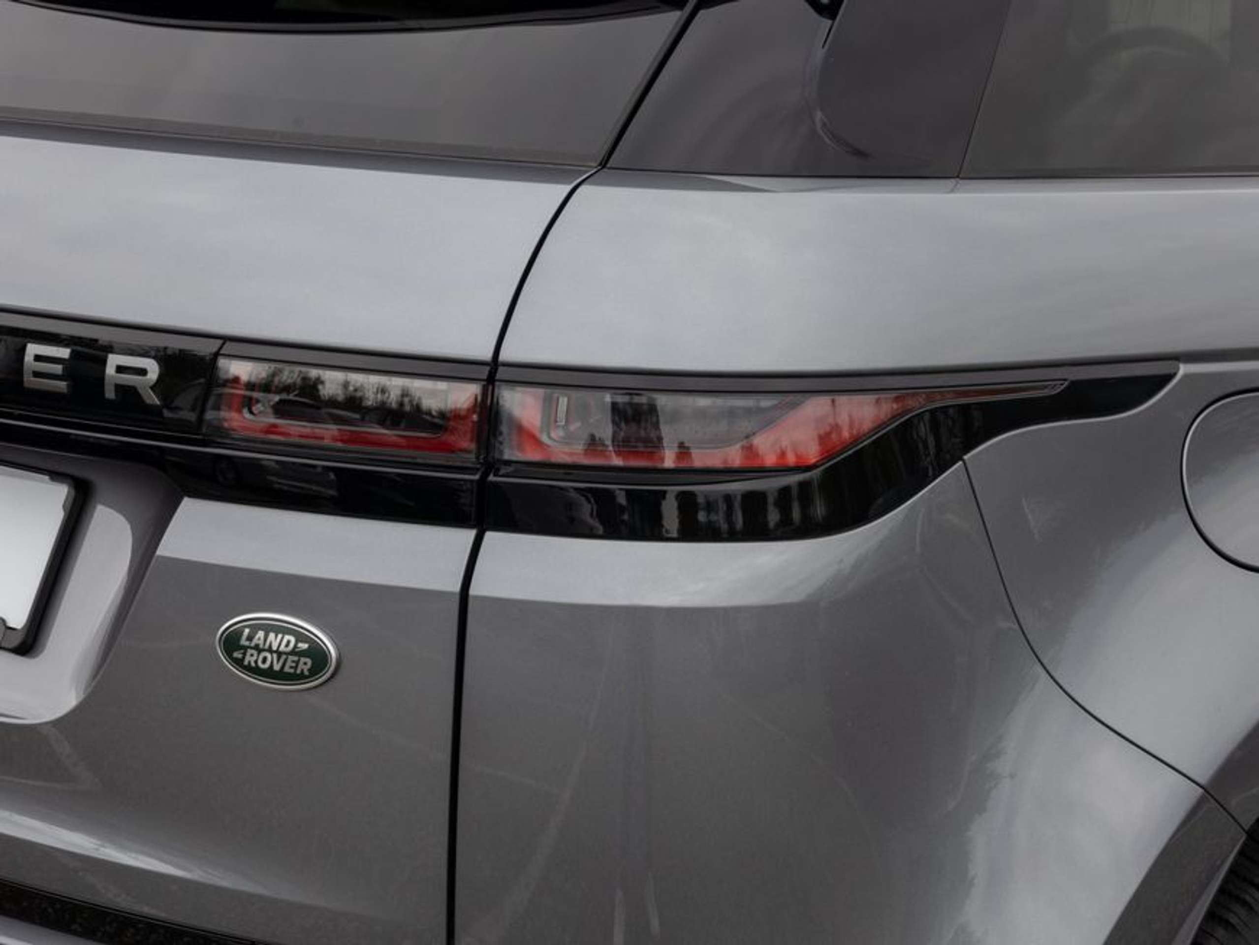 Land Rover - Range Rover Evoque