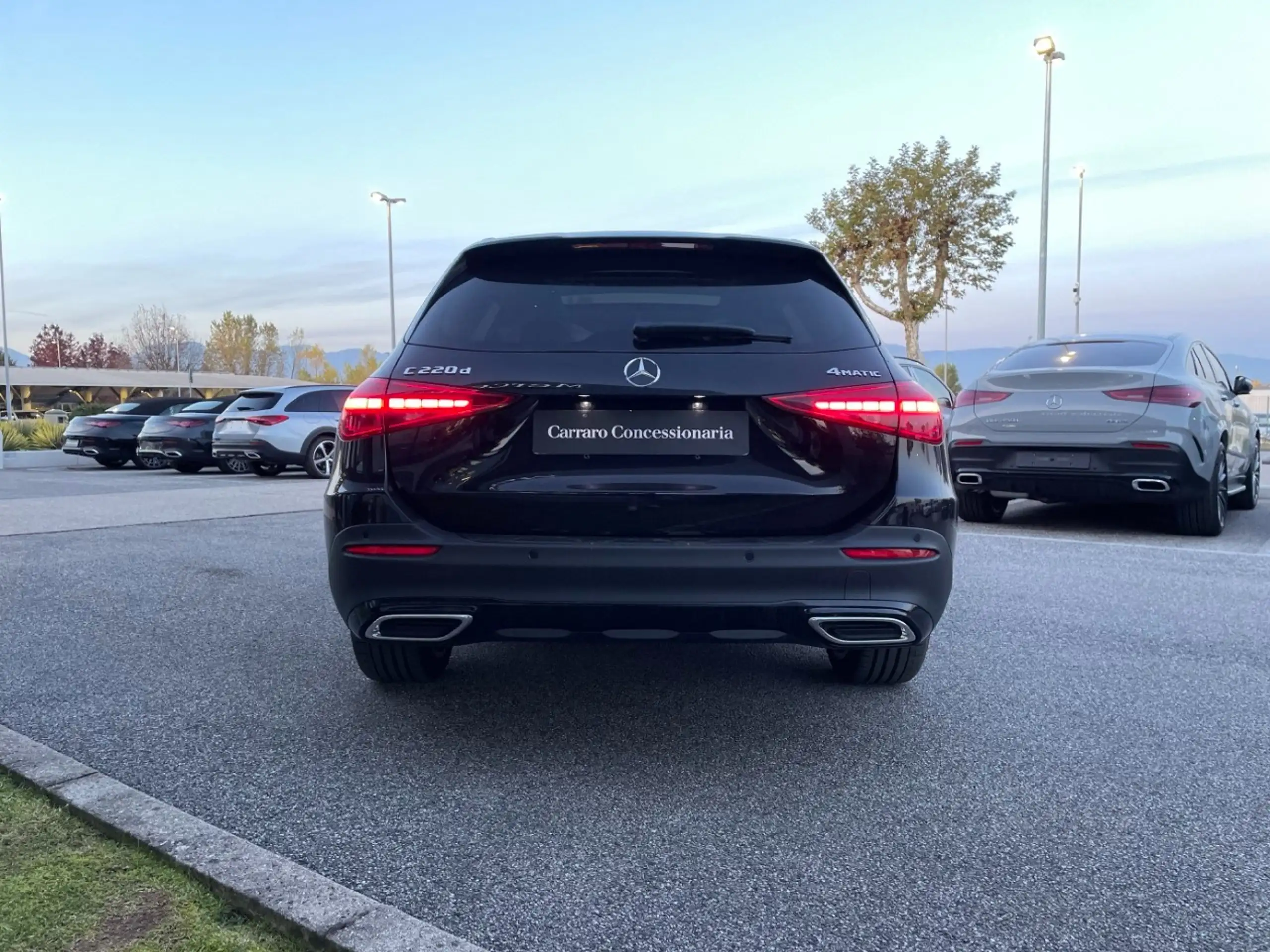 Mercedes-Benz - C 220