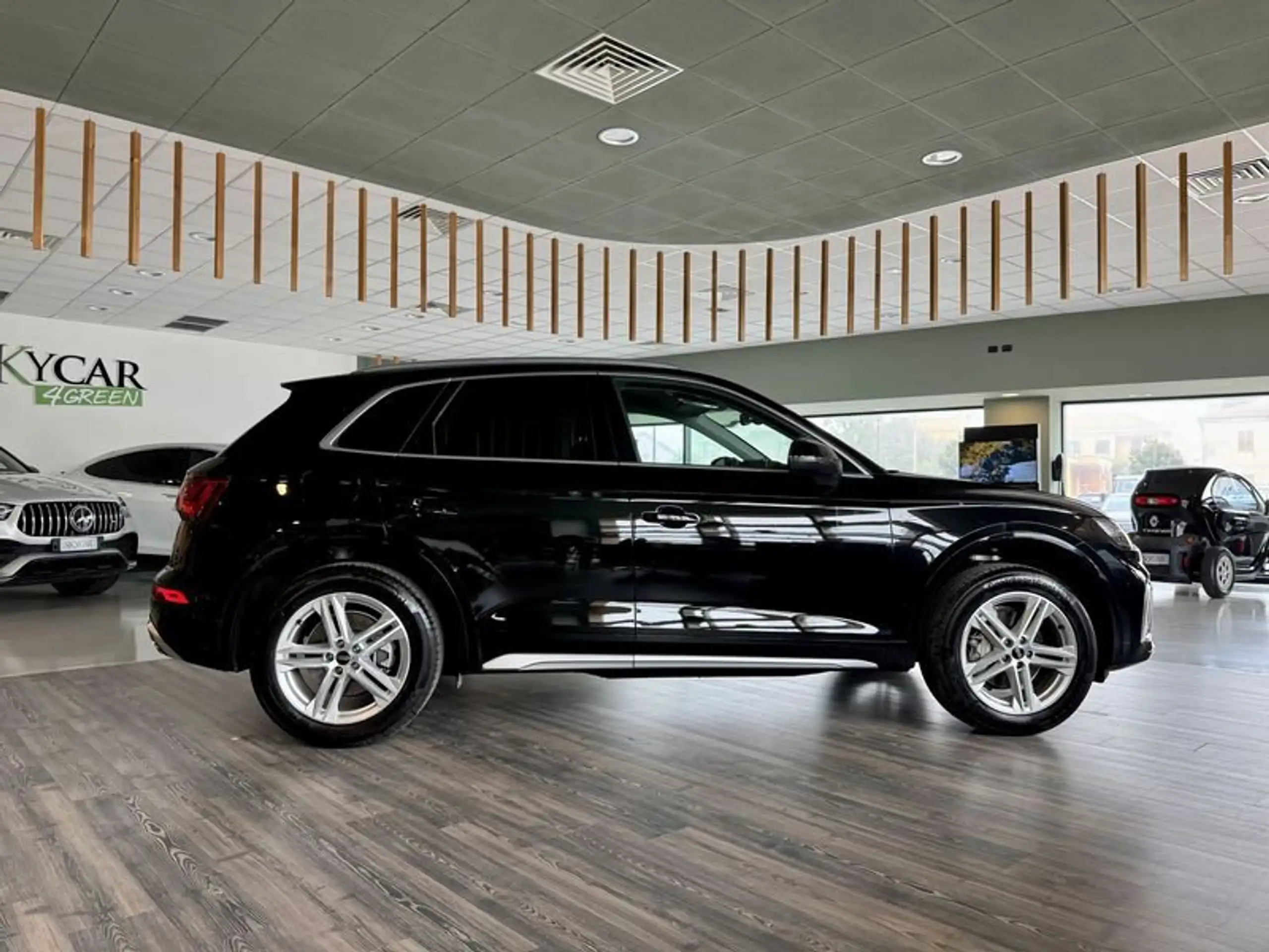 Audi - Q5