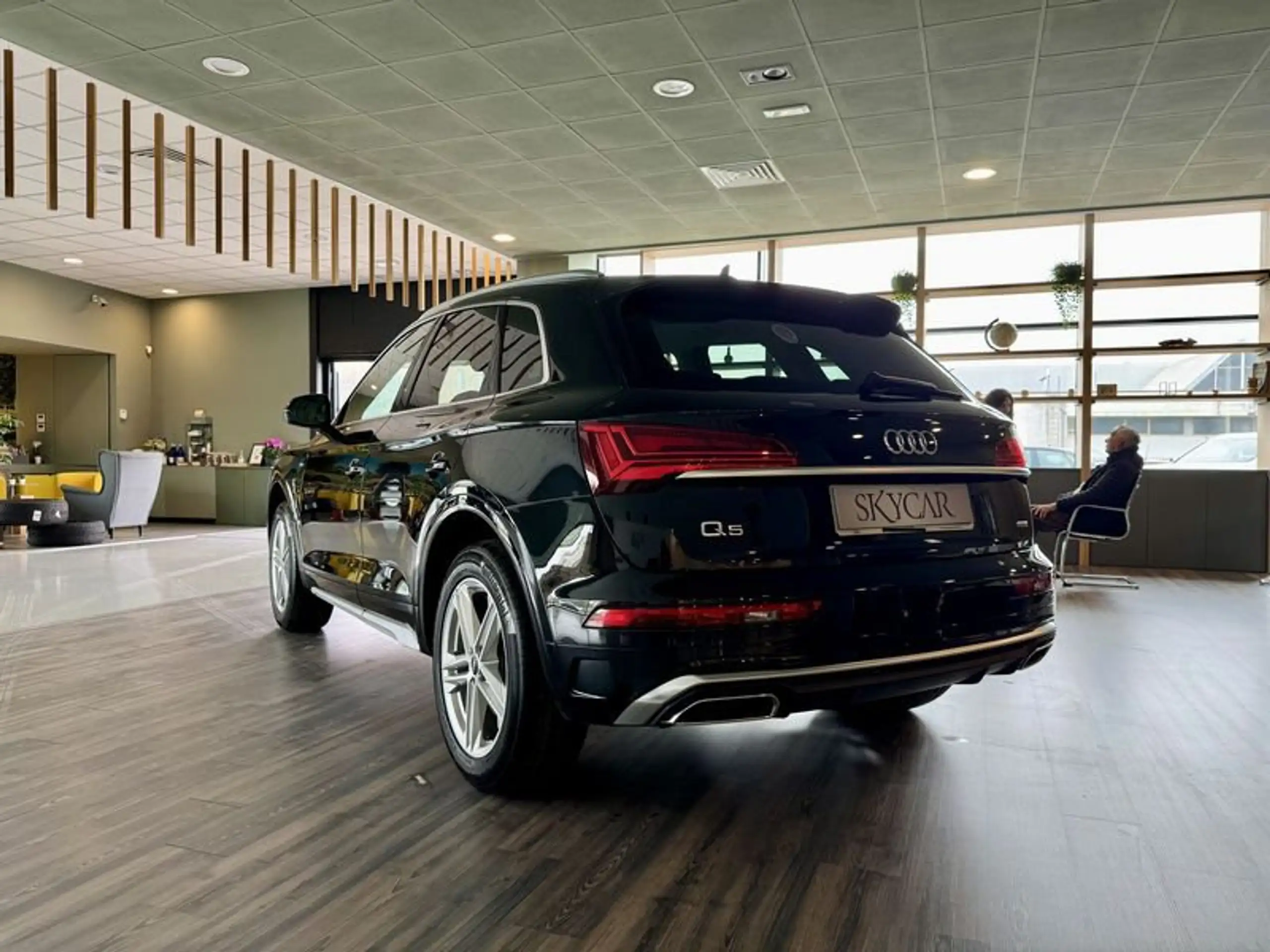 Audi - Q5