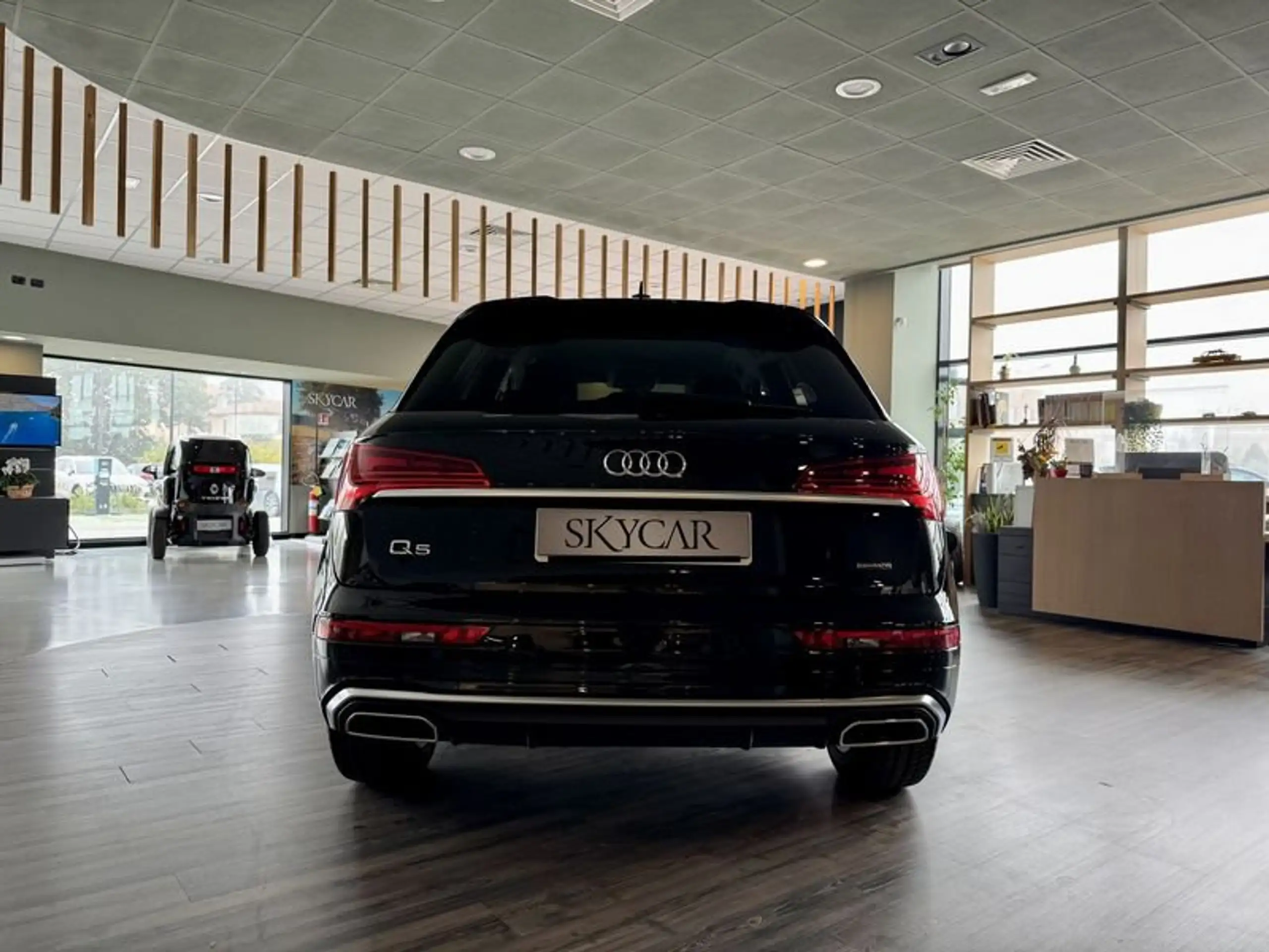 Audi - Q5