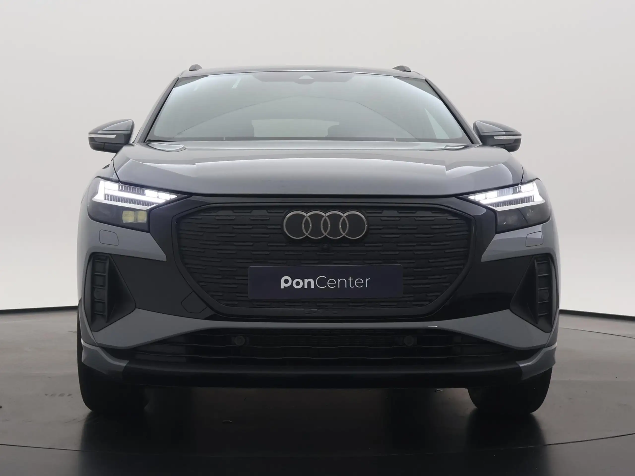 Audi - Q4 e-tron