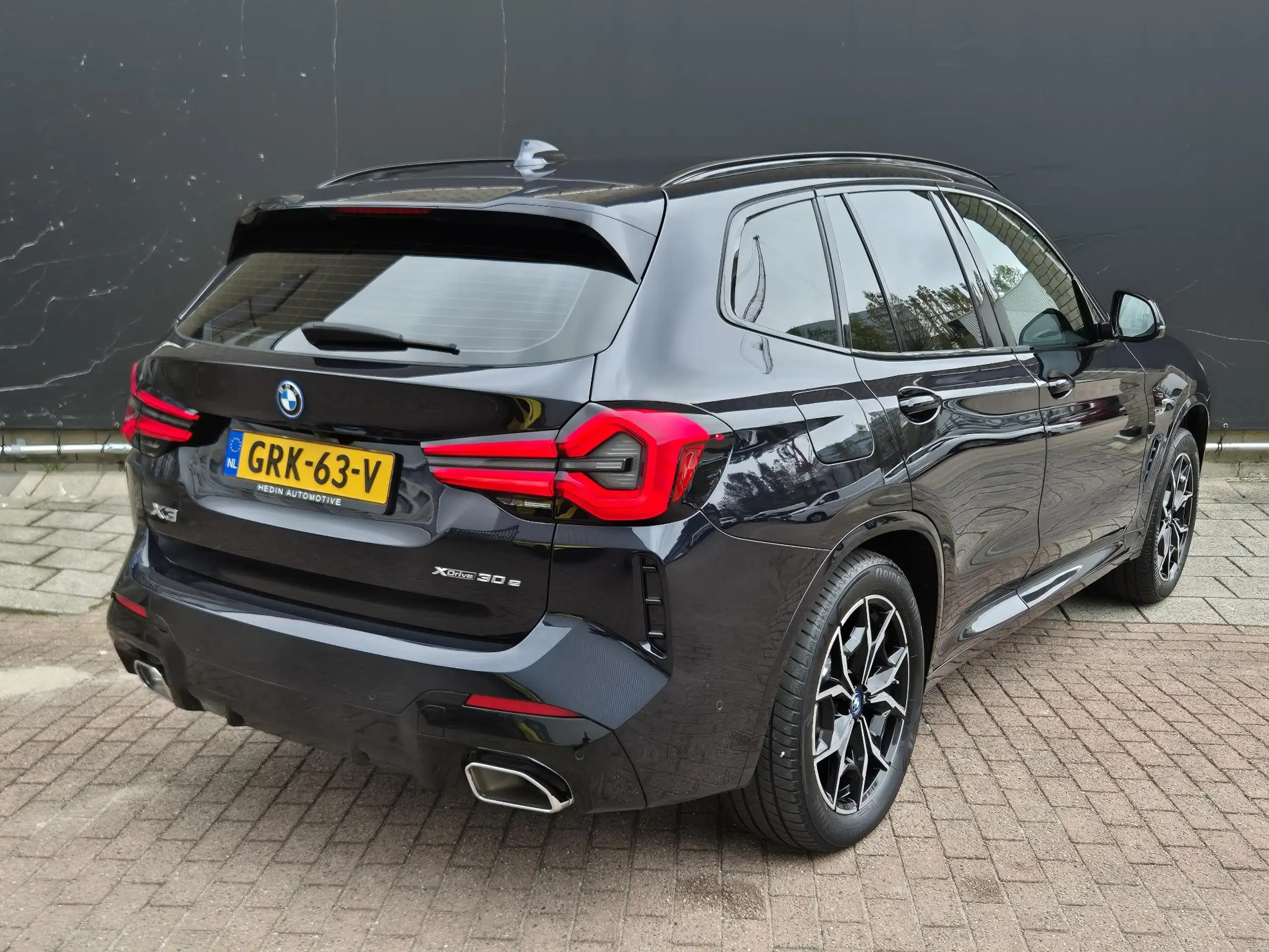 BMW - X3