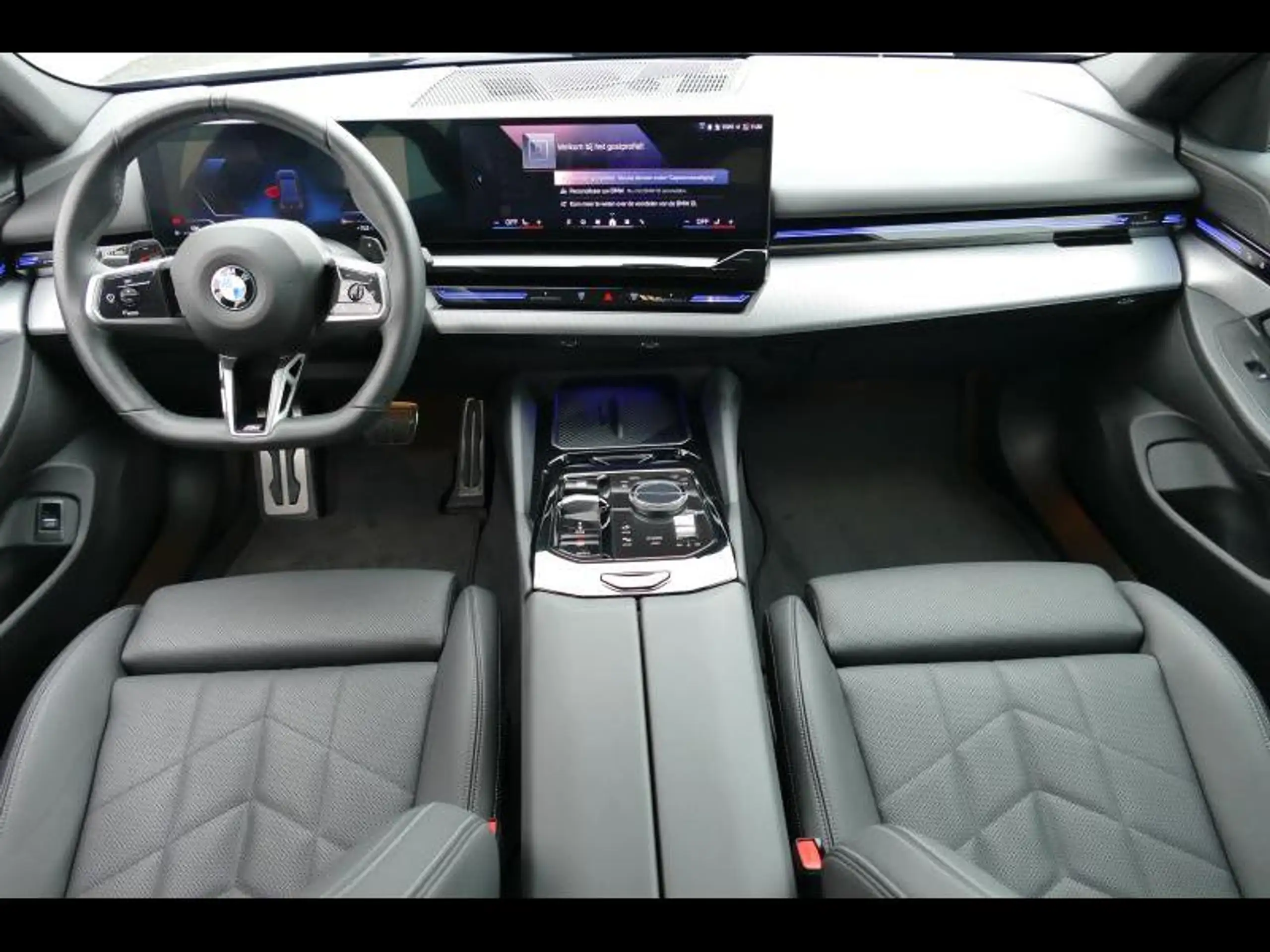 BMW - 520