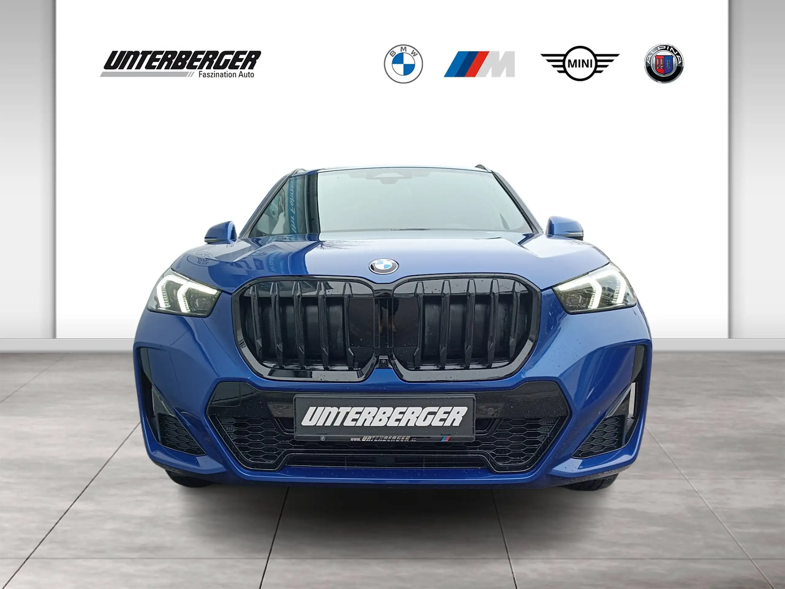 BMW - X1